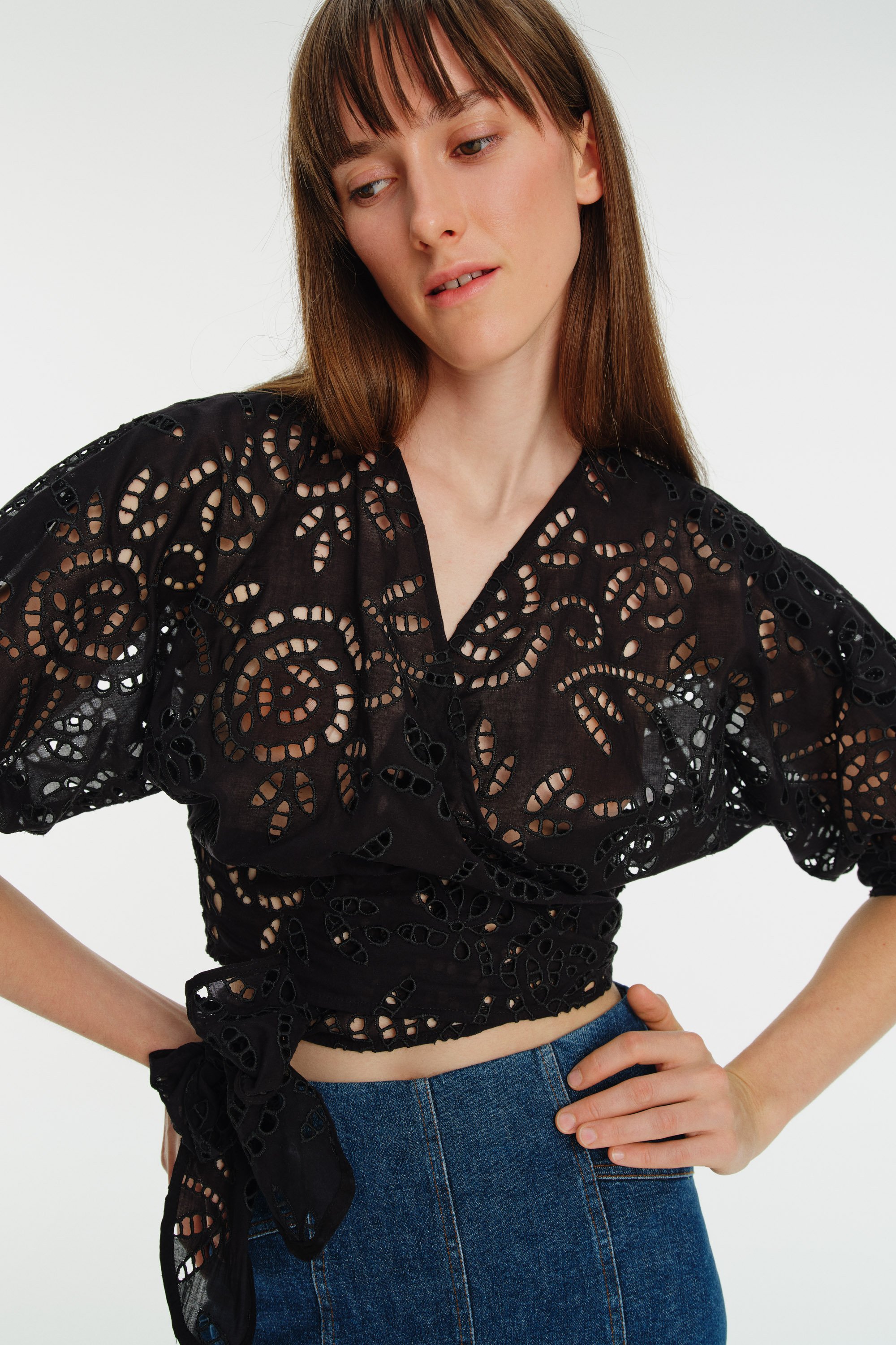 Short Sleeve Waist-Tied Embroidered Blouse