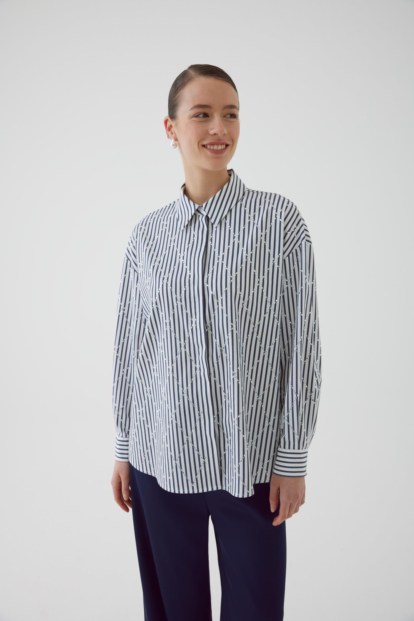 Oversize Shiny Stone Printed Striped Shirt