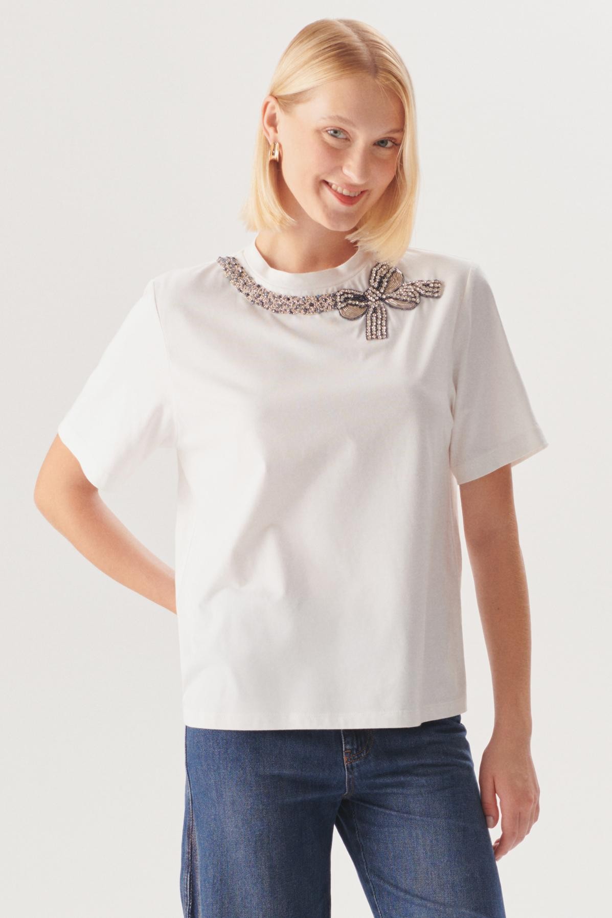 Contemporary Boxy Fit T-Shirt