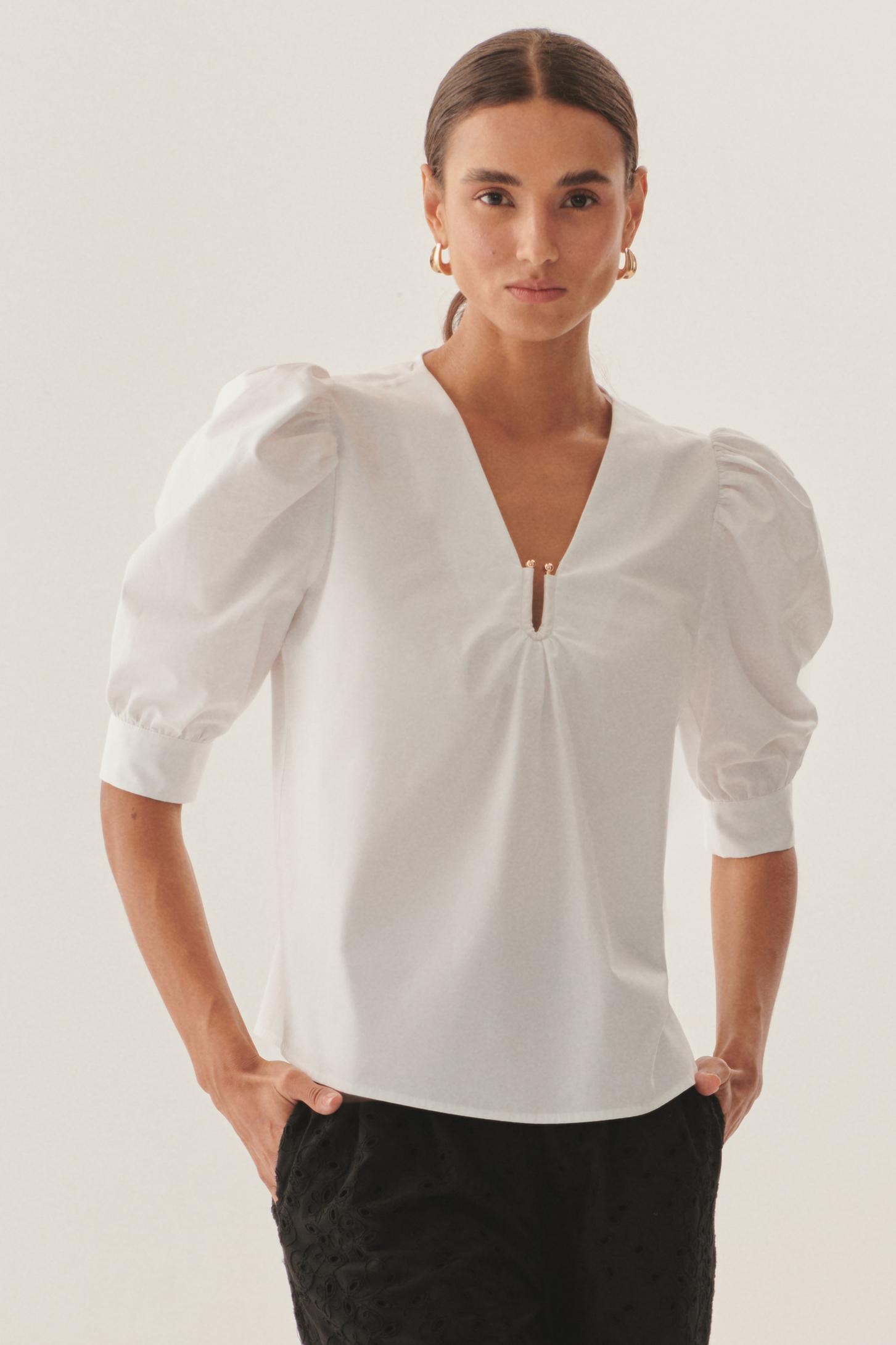 Puff Sleeve Poplin Keyhole Blouse