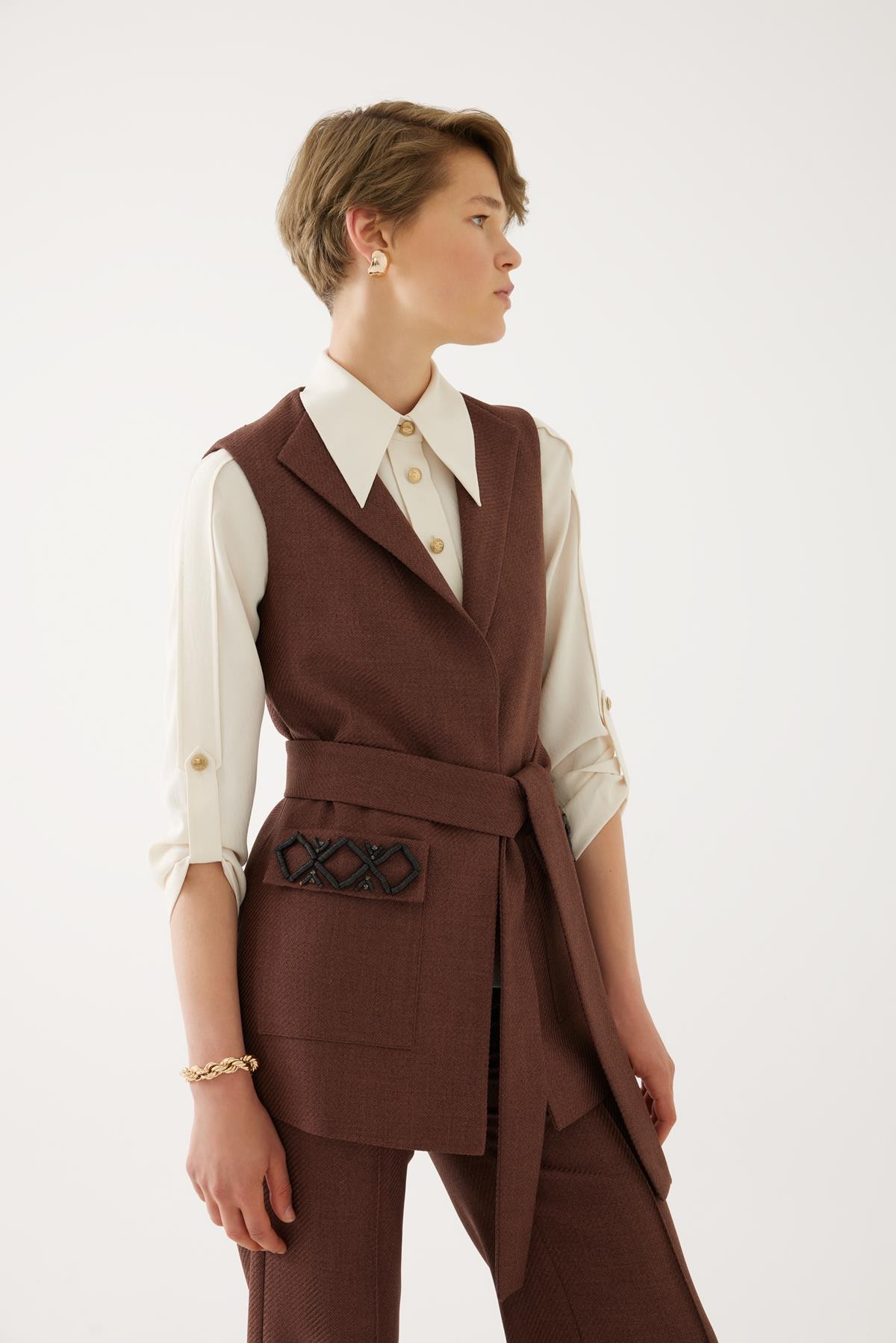 Double Pocket Belted Vest