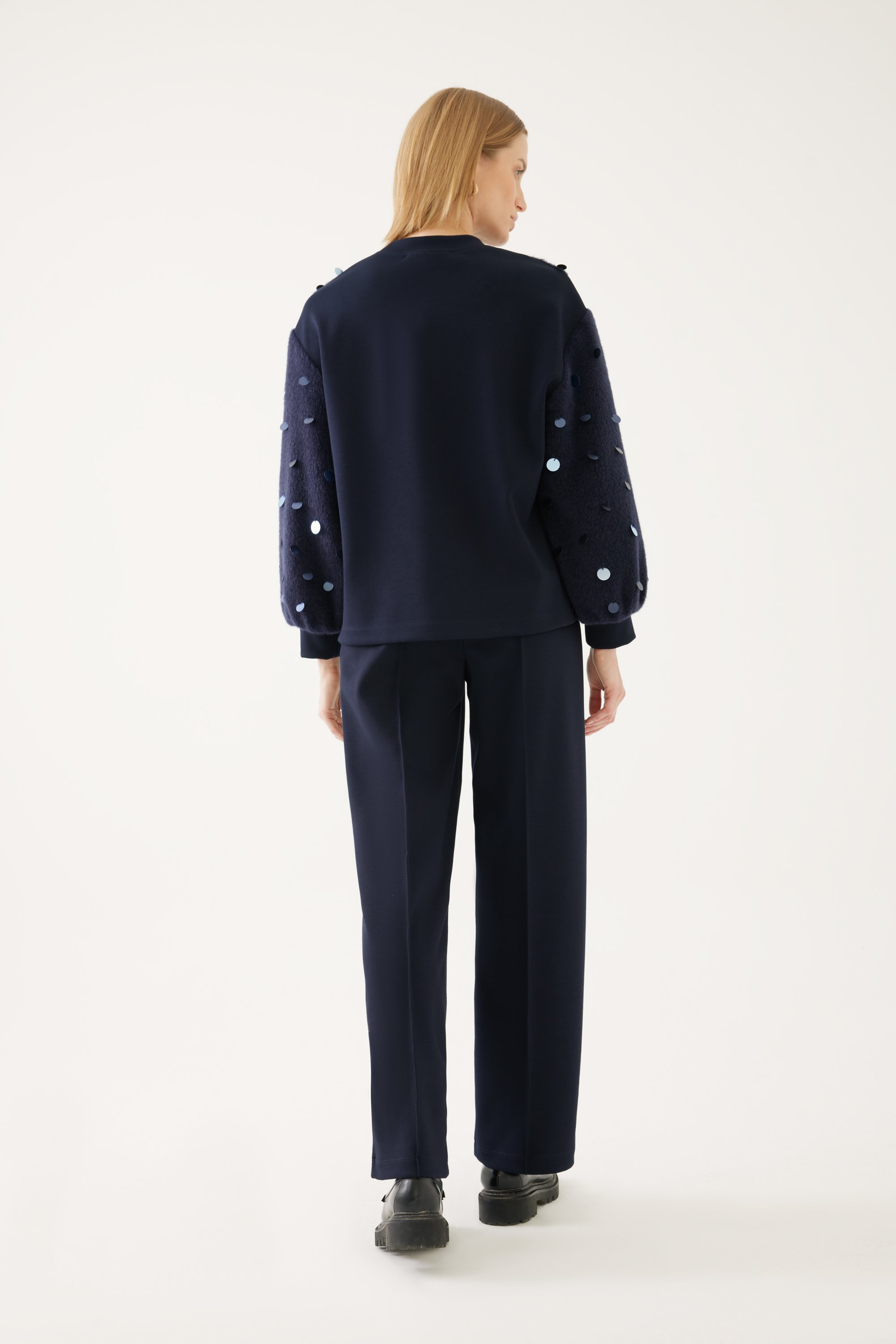 Sequin Embroidered Balloon Sleeve Knit Sweatshirt