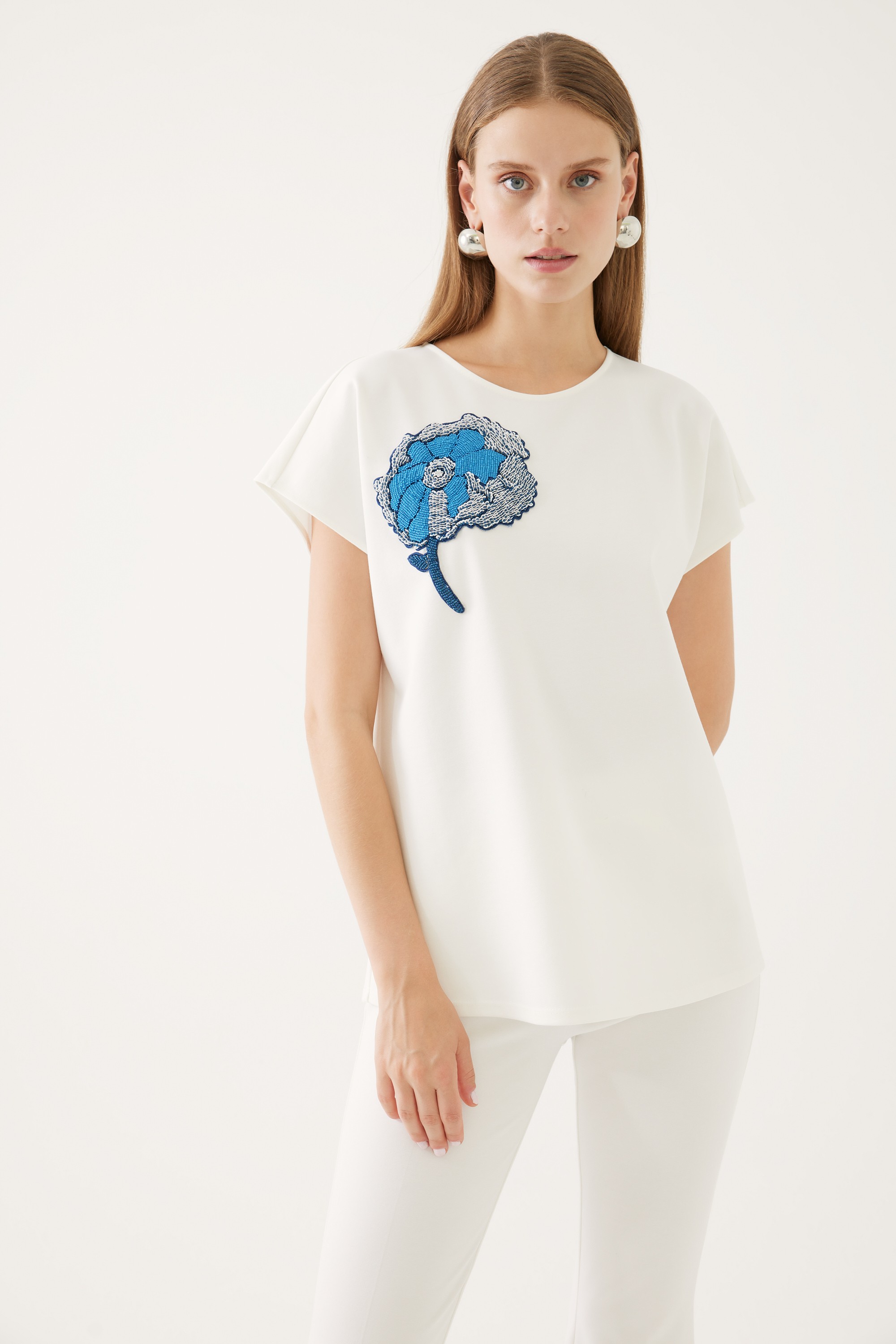 Embroidered Detailed Crew Neck T-Shirt