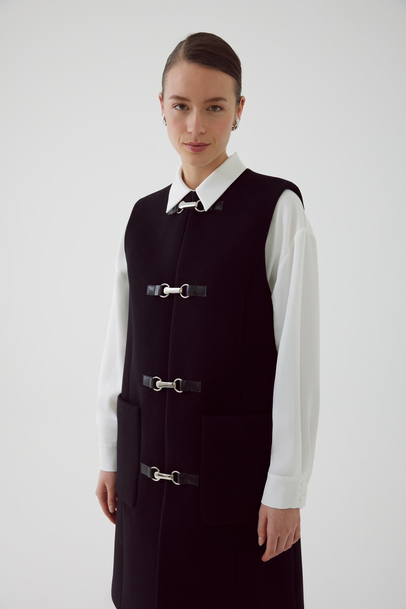 Wool Regular Black Vest