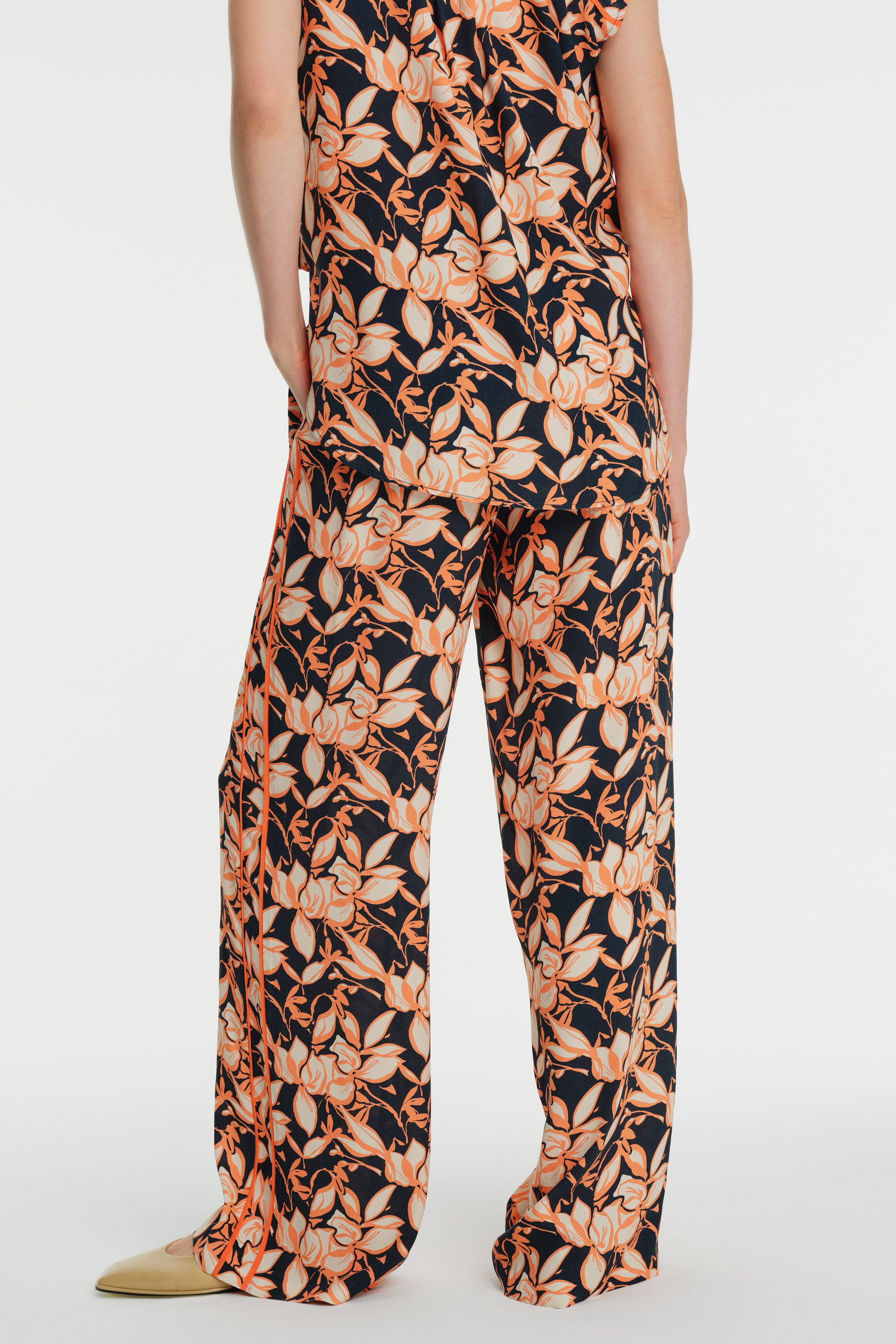 High-Waisted Piped Printed Palazzo Pants