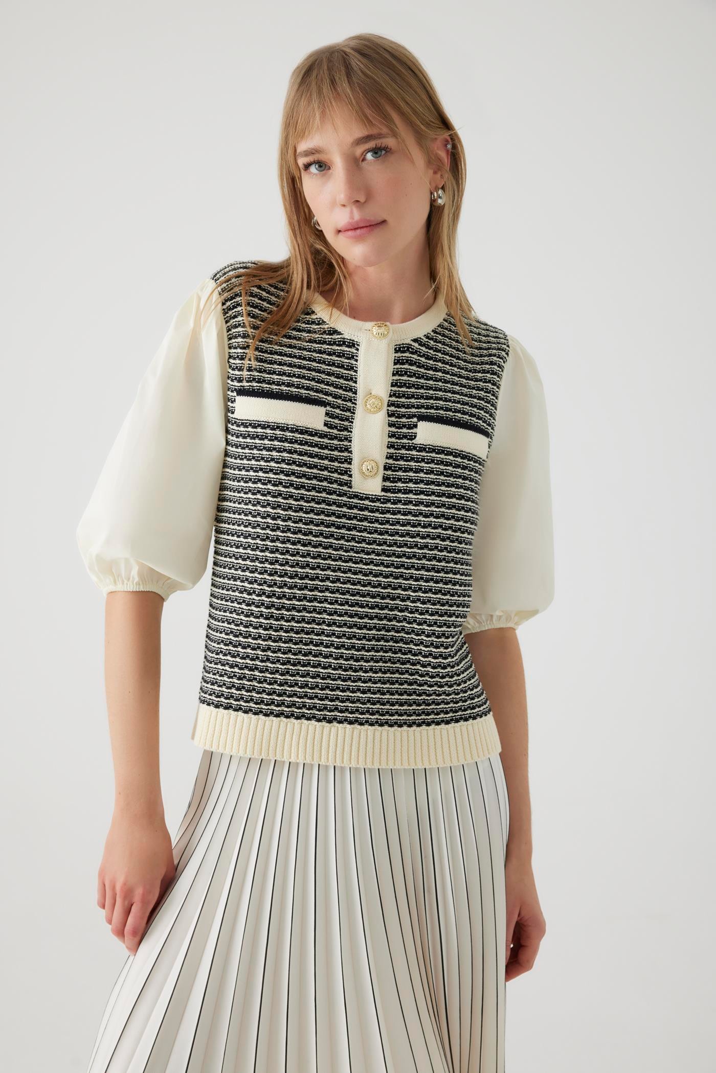 AHLAI KNITWEAR