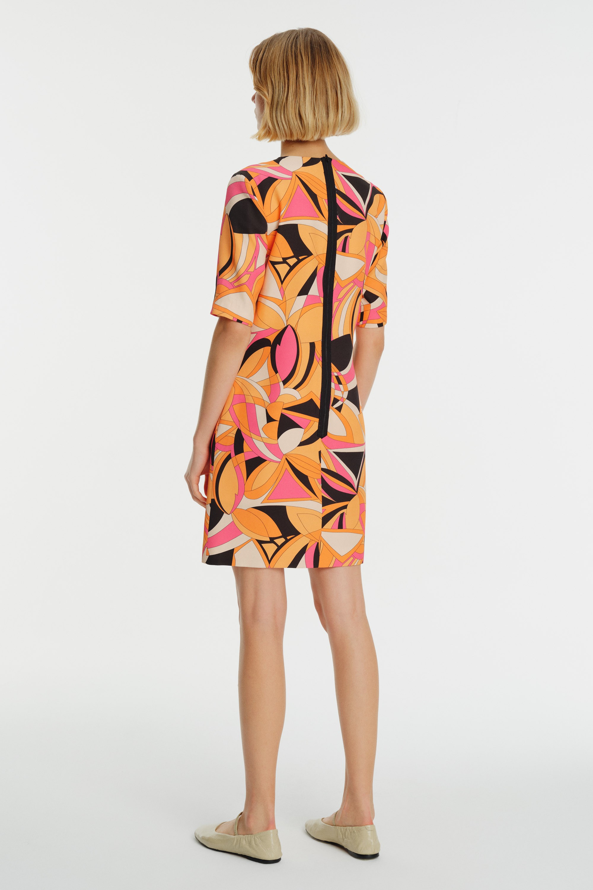 Mini Patterned Dress with Short Sleeve Decollete