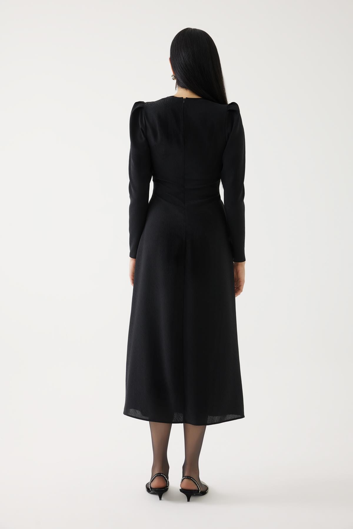 Knot Detailed Midi Dress