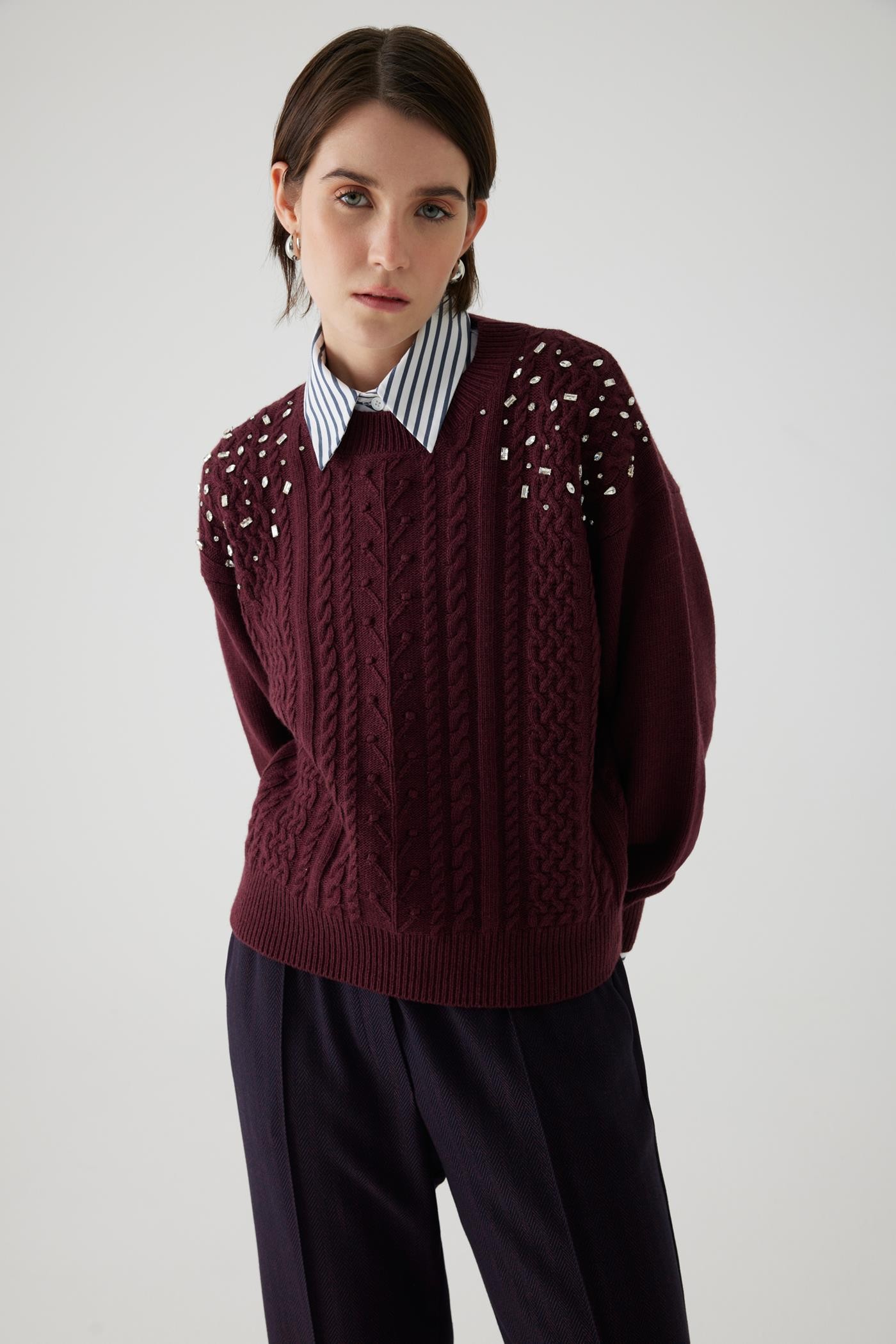 ARAYLIA KNITWEAR