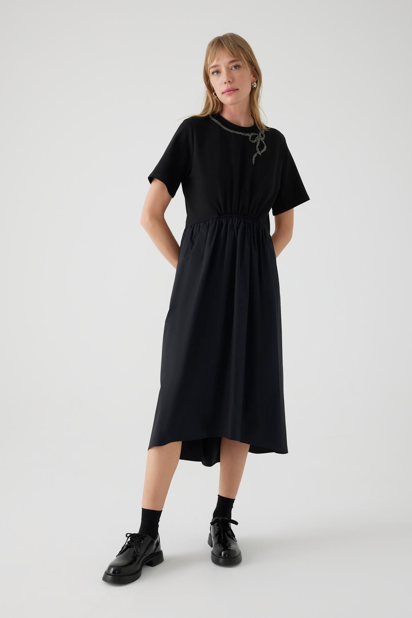 Collar Embroidered Cotton Black Midi Dress