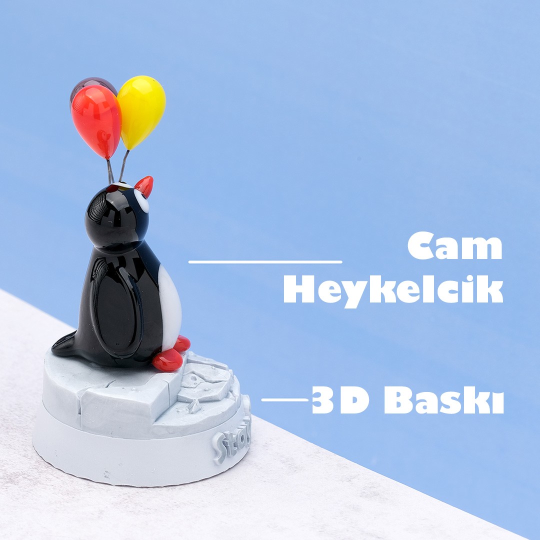 Cam Penguen Heykel – El Yapımı Alevde Cam Tekniği ile Kişiye Özel Yazılabilir Kaideli Balonlu Biblo