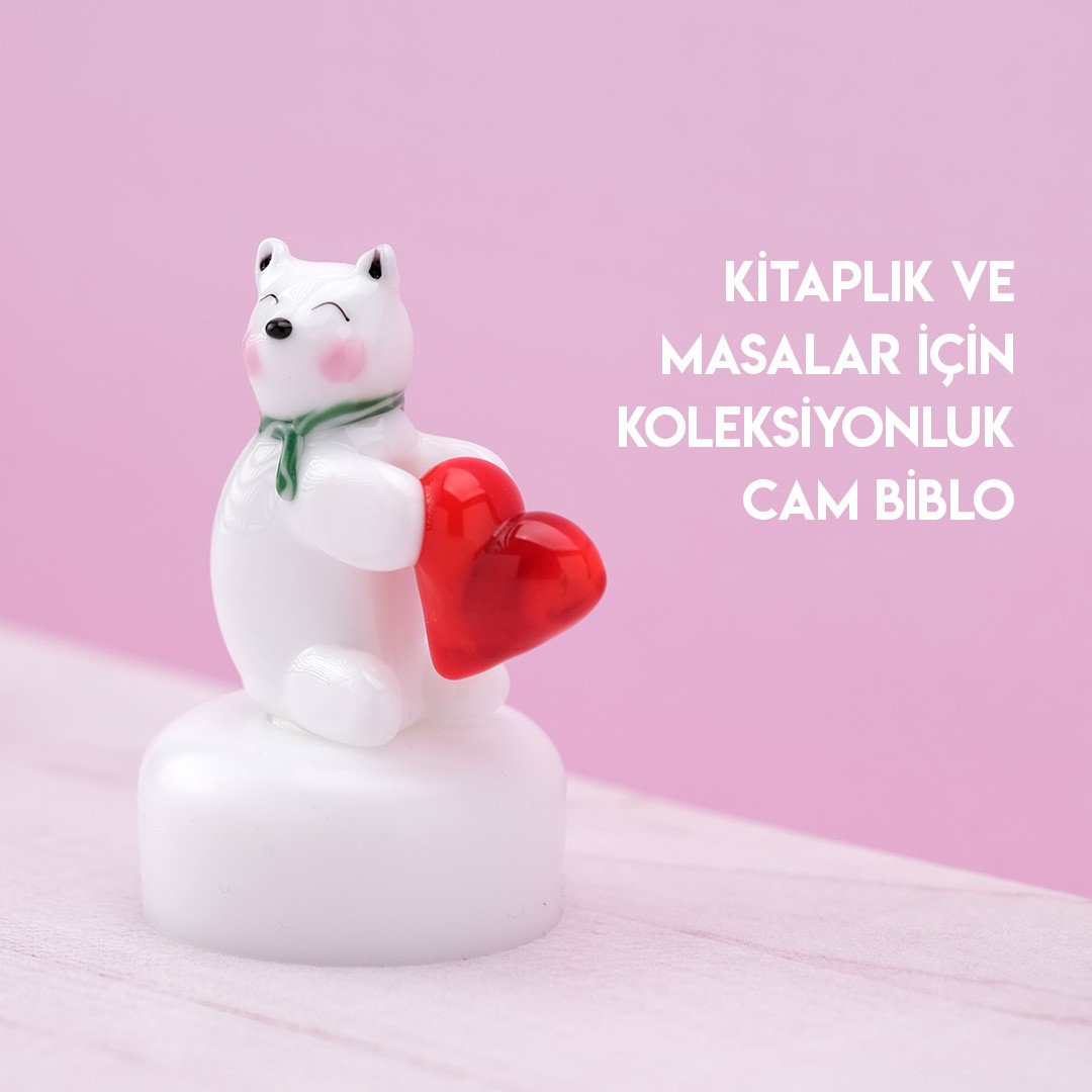 Kutup Ayısı ve Kırmızı Kalp Cam Biblo