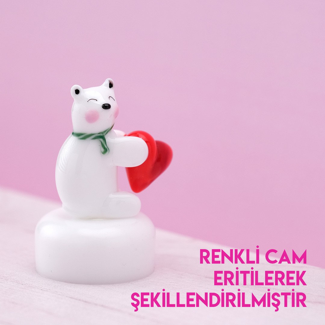 Kutup Ayısı ve Kırmızı Kalp Cam Biblo