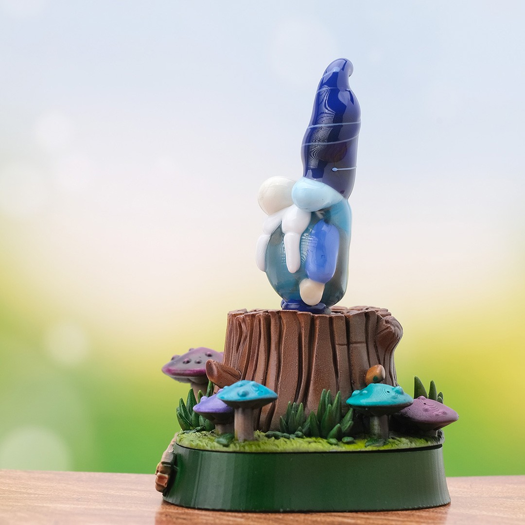 Cam Gnome (Cüce) Biblo – El Yapımı Lacivert Şapkalı, Orman Temalı Kişiye Özel 3D Baskı Kaideli