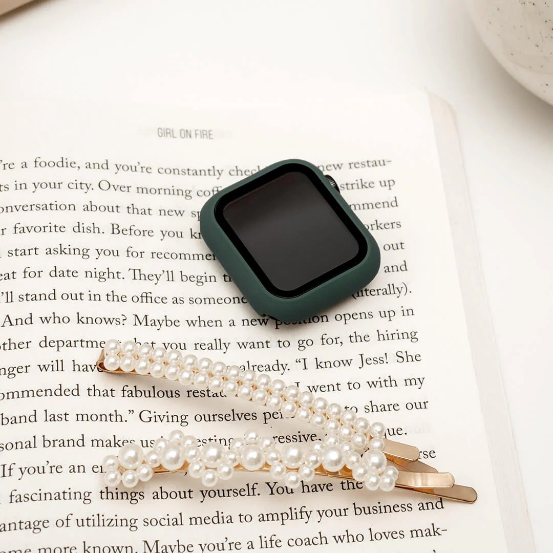 Apple Watch Uyumlu Kasa ve Ekran Koruyucu Kılıf – Haki | Klasik Model