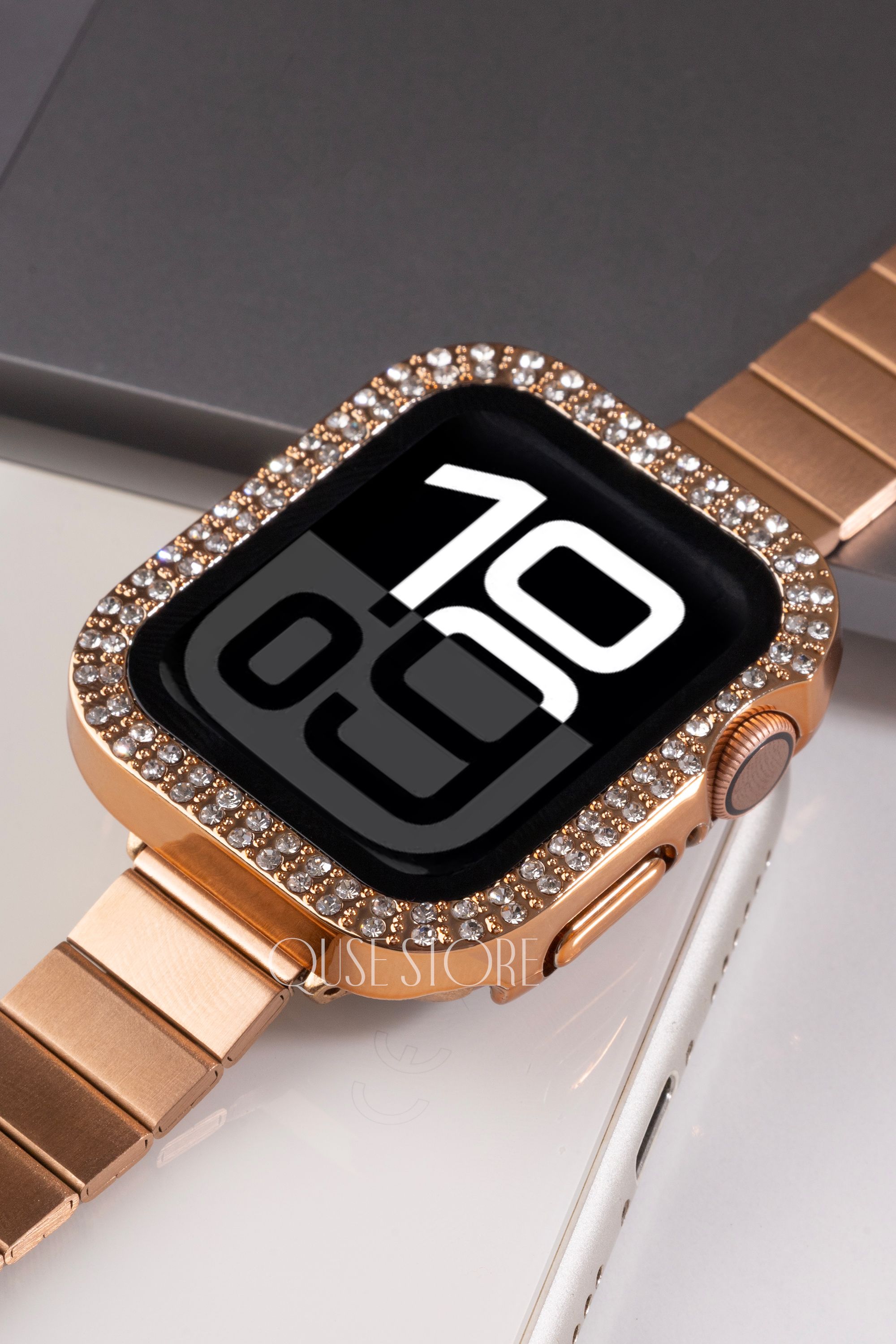 Apple Watch Uyumlu Kasa ve Ekran Koruyucu Kılıf – Rose Gold | Taşlı Model