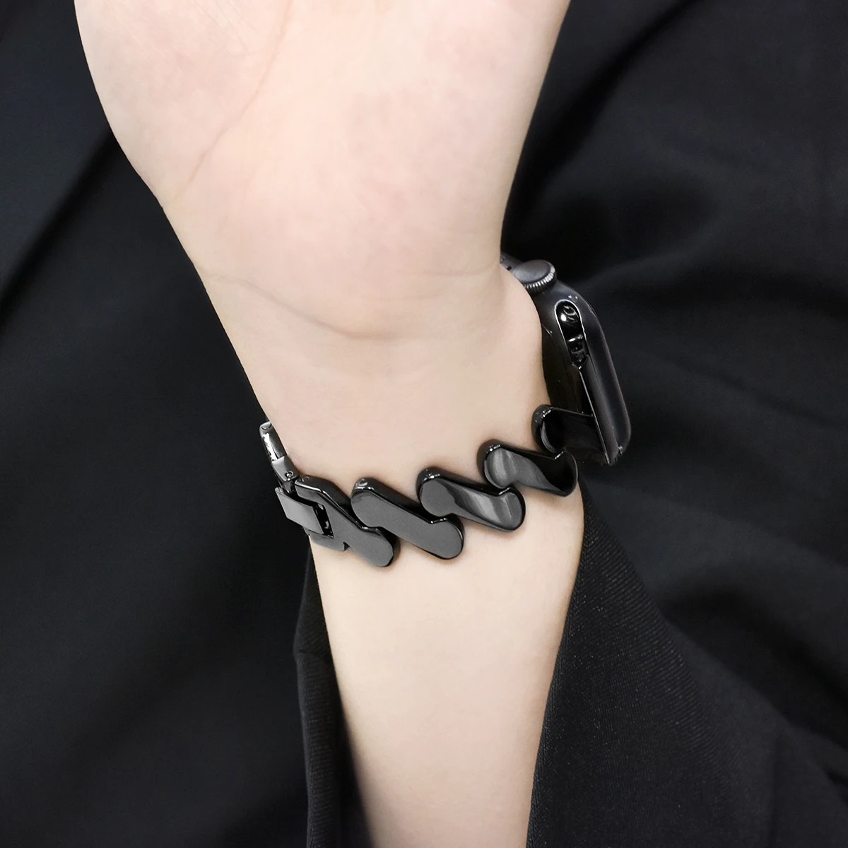 Infinity Link Serisi - Apple Watch ile Uyumlu Zikzak Çelik Kordon