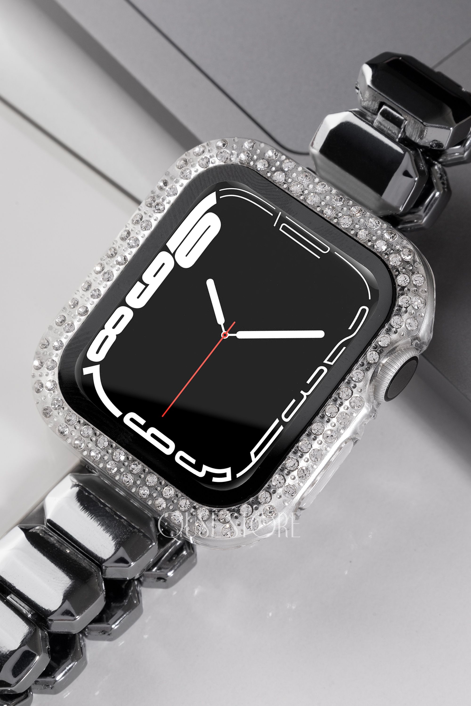 Apple Watch Uyumlu Kasa ve Ekran Koruyucu Kılıf – Şeffaf | Taşlı Model