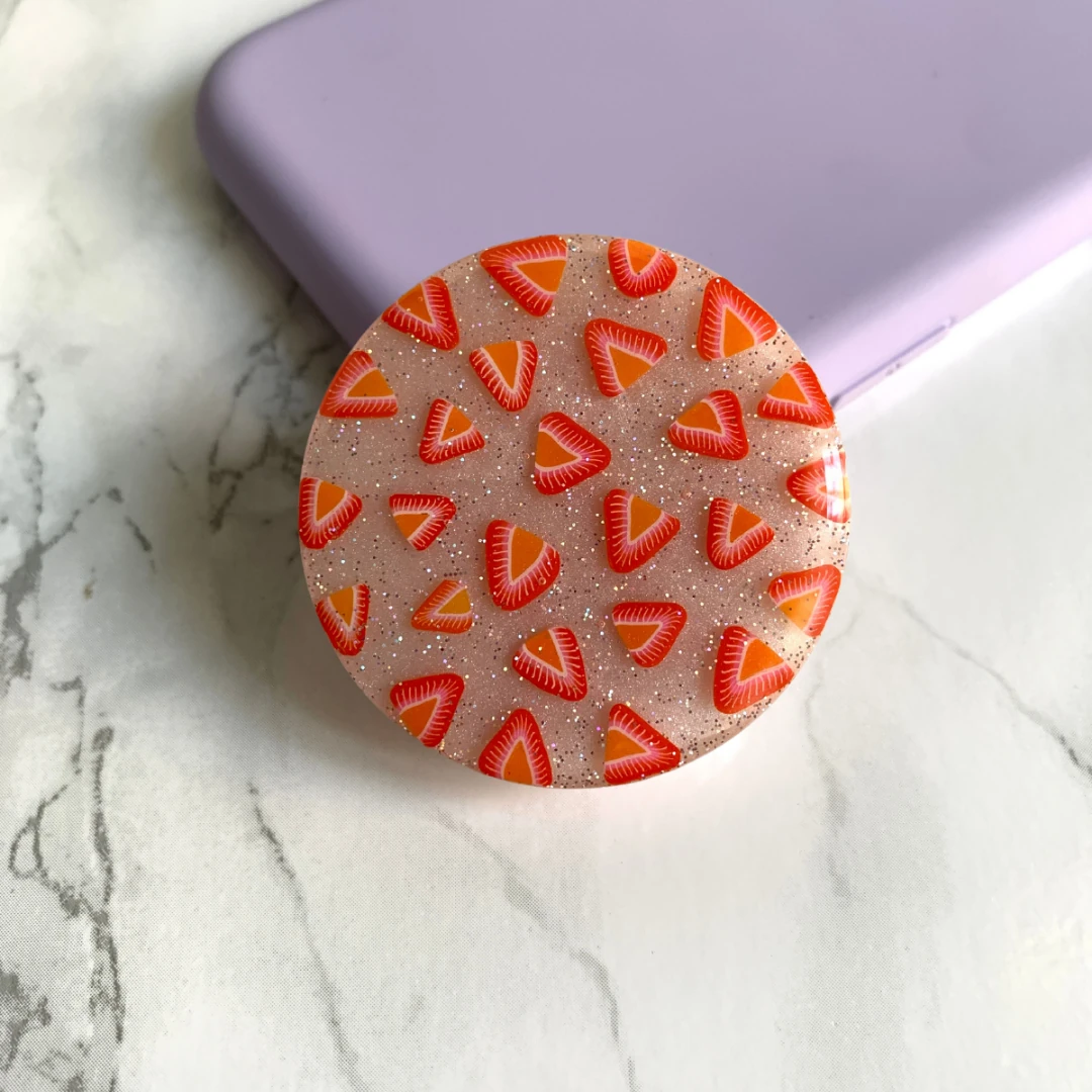 Figür Telefon Tutucu - Çilek - Simli