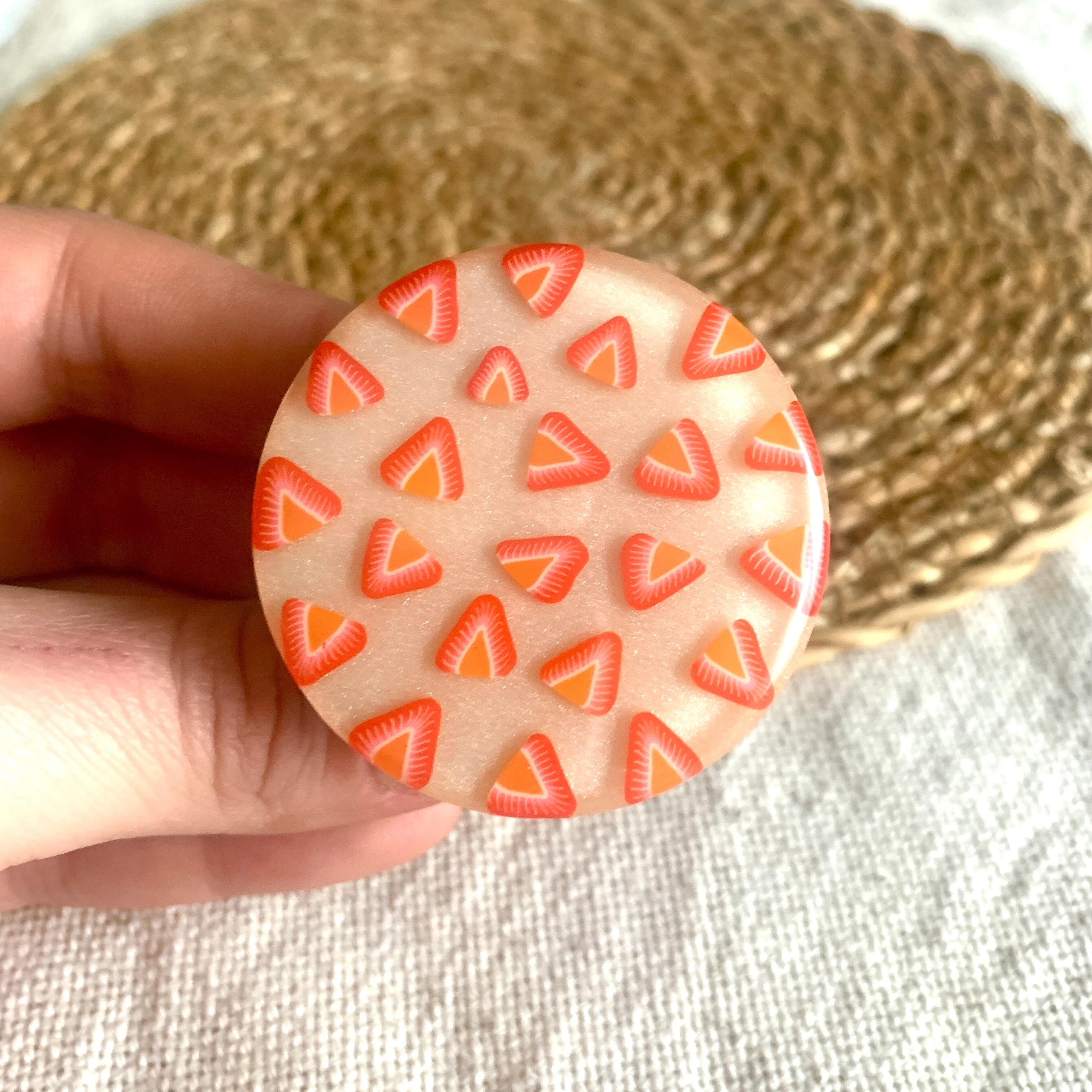 Figür Telefon Tutucu - Çilek