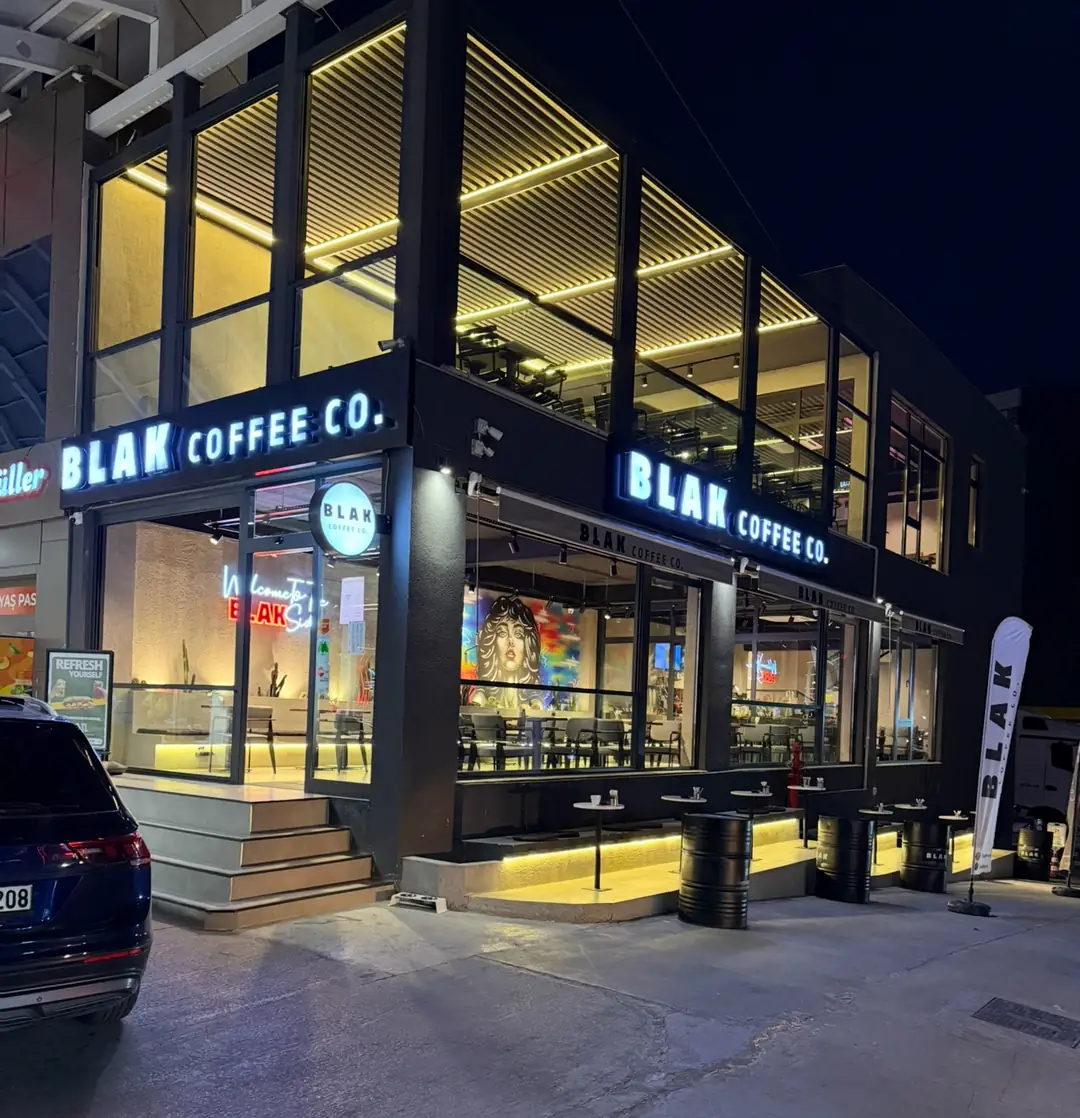 BLAK Coffee Co. Yeni Batı