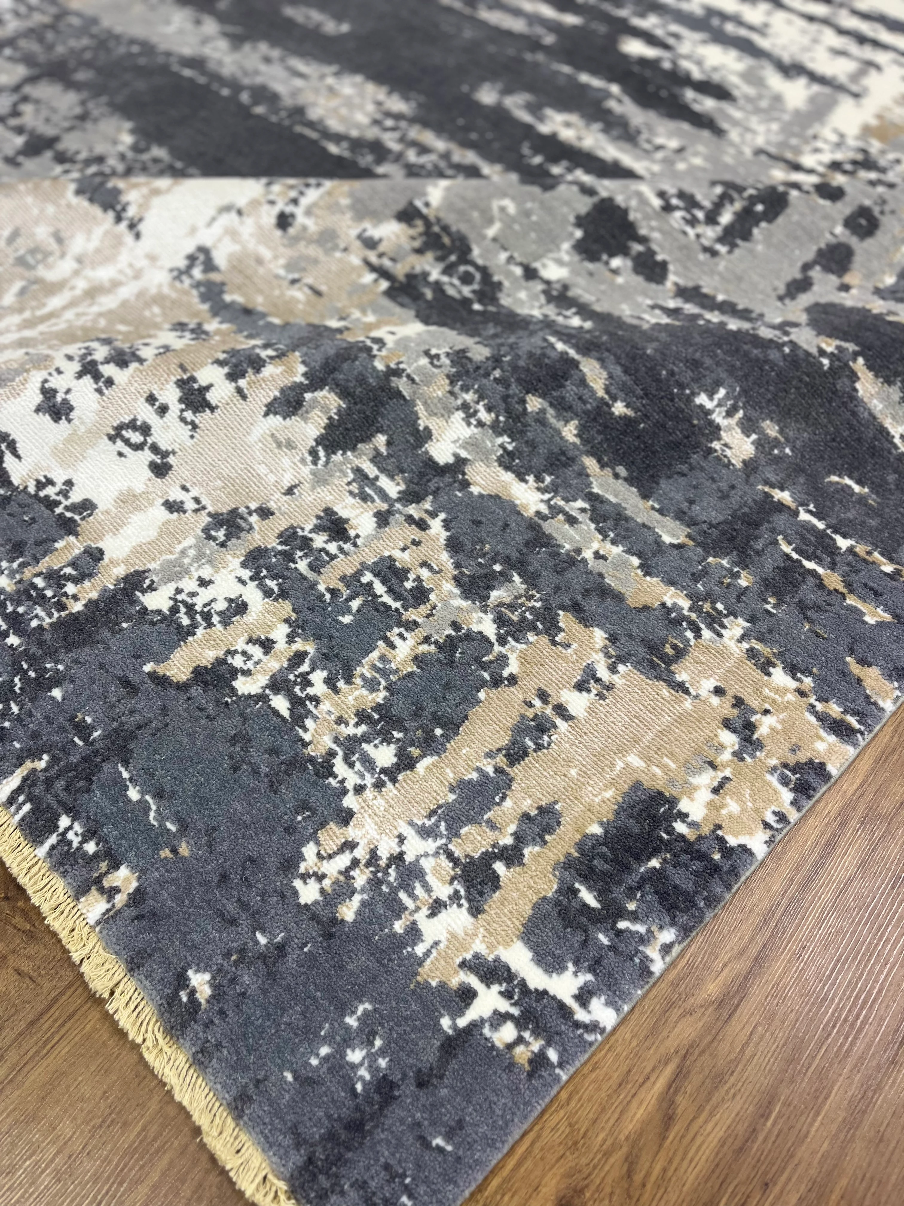 ÖZEL TEZGAH 15 STONE GREY El Emeği ile Özel Tezgahlarda Üretilen Yün Viskon Salon Halısı 170X240