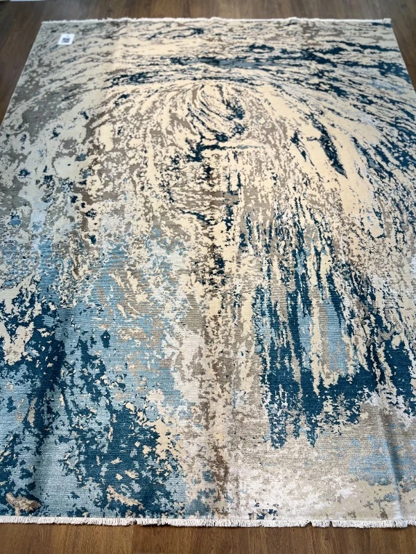 HERENCIA 09 CREAM BLUE El Emeği ile Özel Tezgahlarda Üretilen Yün Viskon Salon Halısı 240x300 - 240 x 300