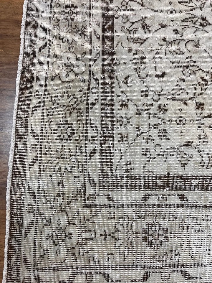 BUGO CONCEPT el dokuma vintage traşlanmış halı 192x287