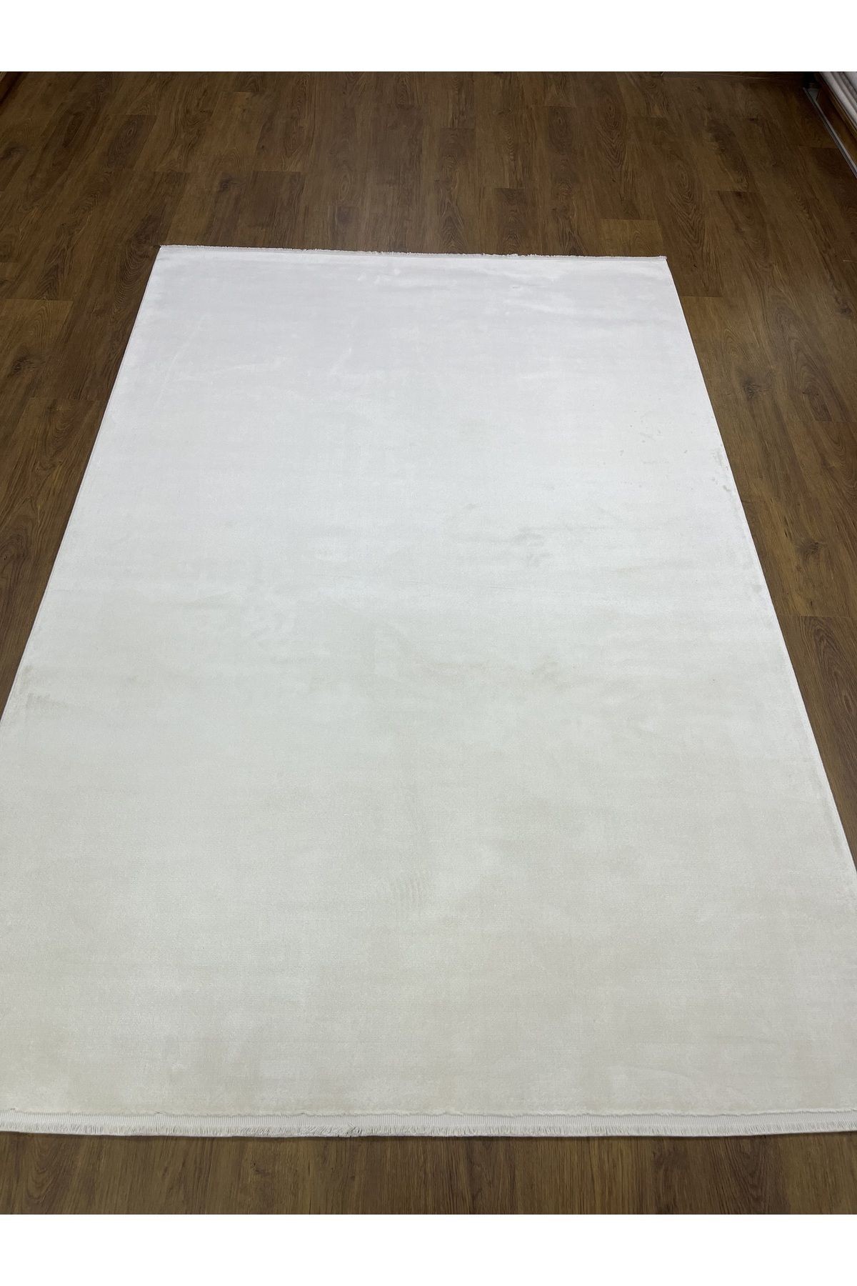 Krem Desensiz Natural Viskon Salon Halısı 160x230