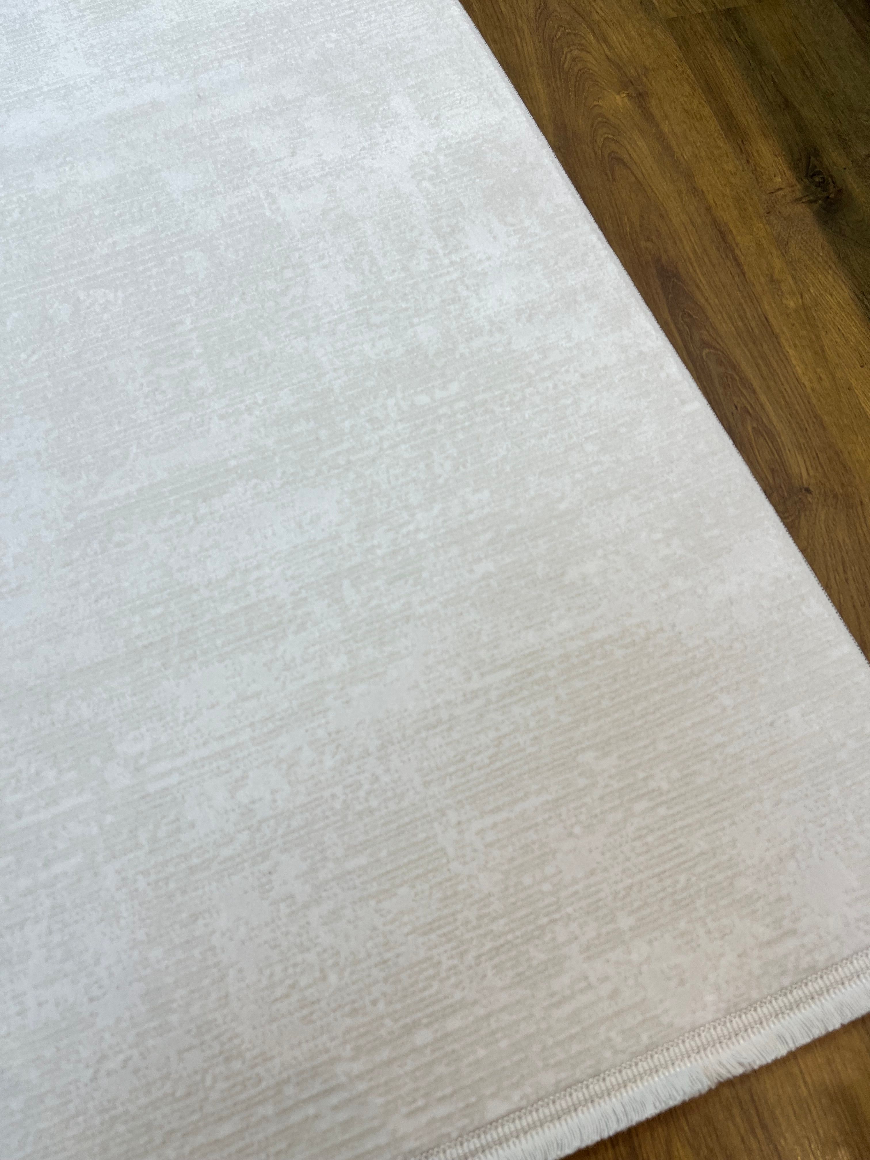 BUGO CONCEPT POLYESTER CREAM MAKİNA HALISI 160x230