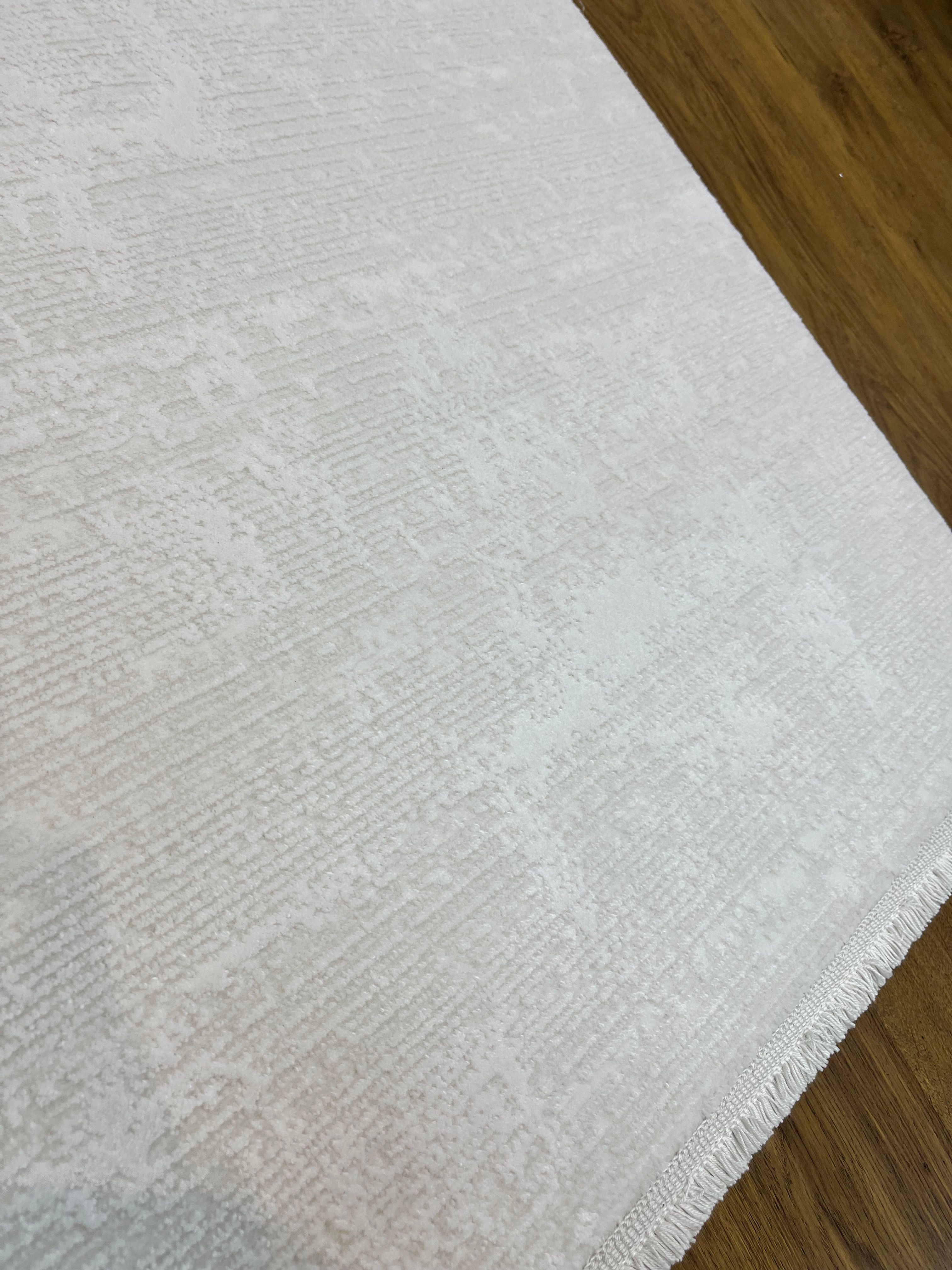BUGO CONCEPT POLYESTER CREAM MAKİNA HALISI 160x230