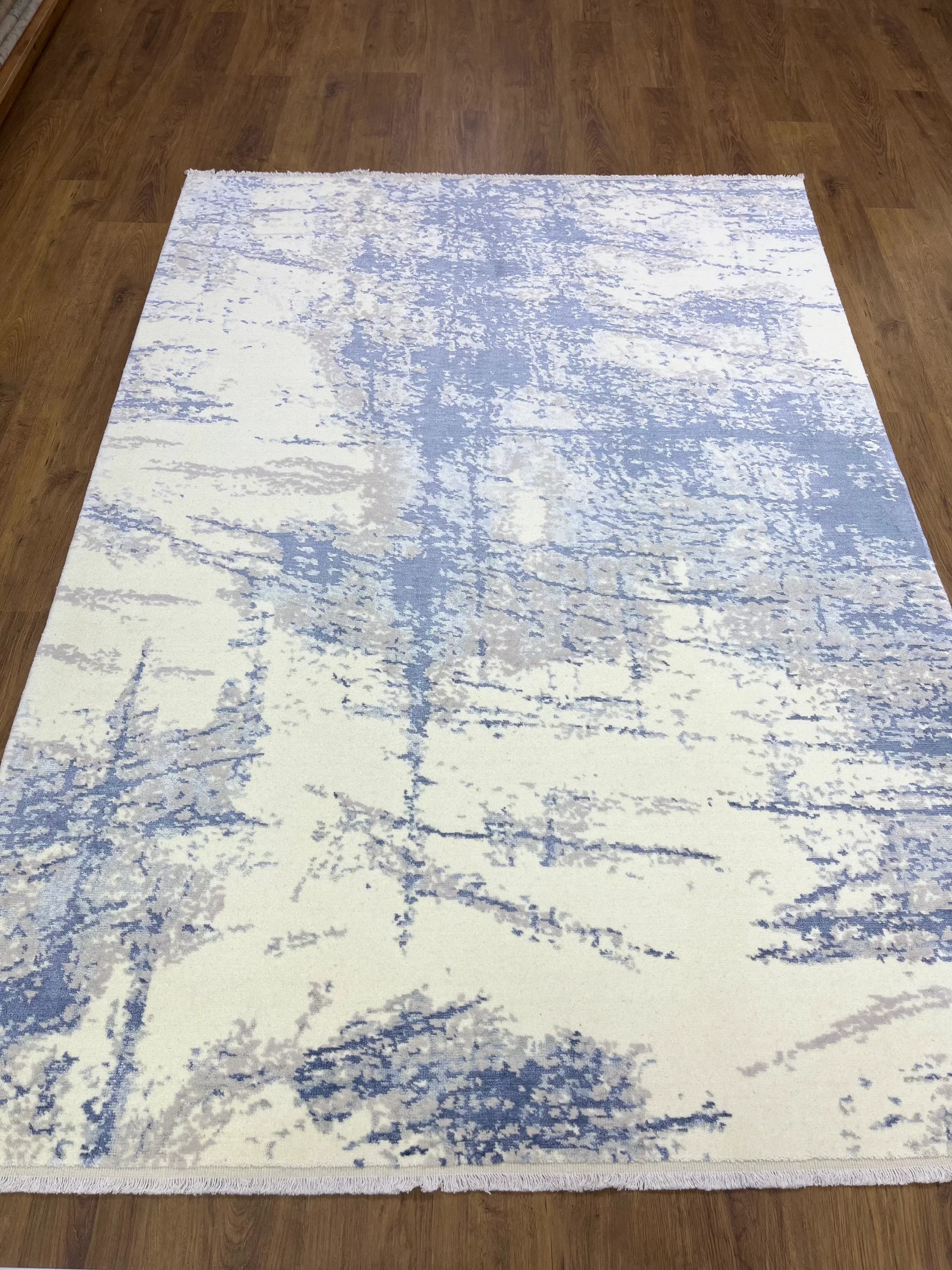 ÖZEL TEZGAH 06 OPTİK BLUE El Emeği ile Özel Tezgahlarda Üretilen Yün Viskon Salon Halısı 160X230 - 160 x 230