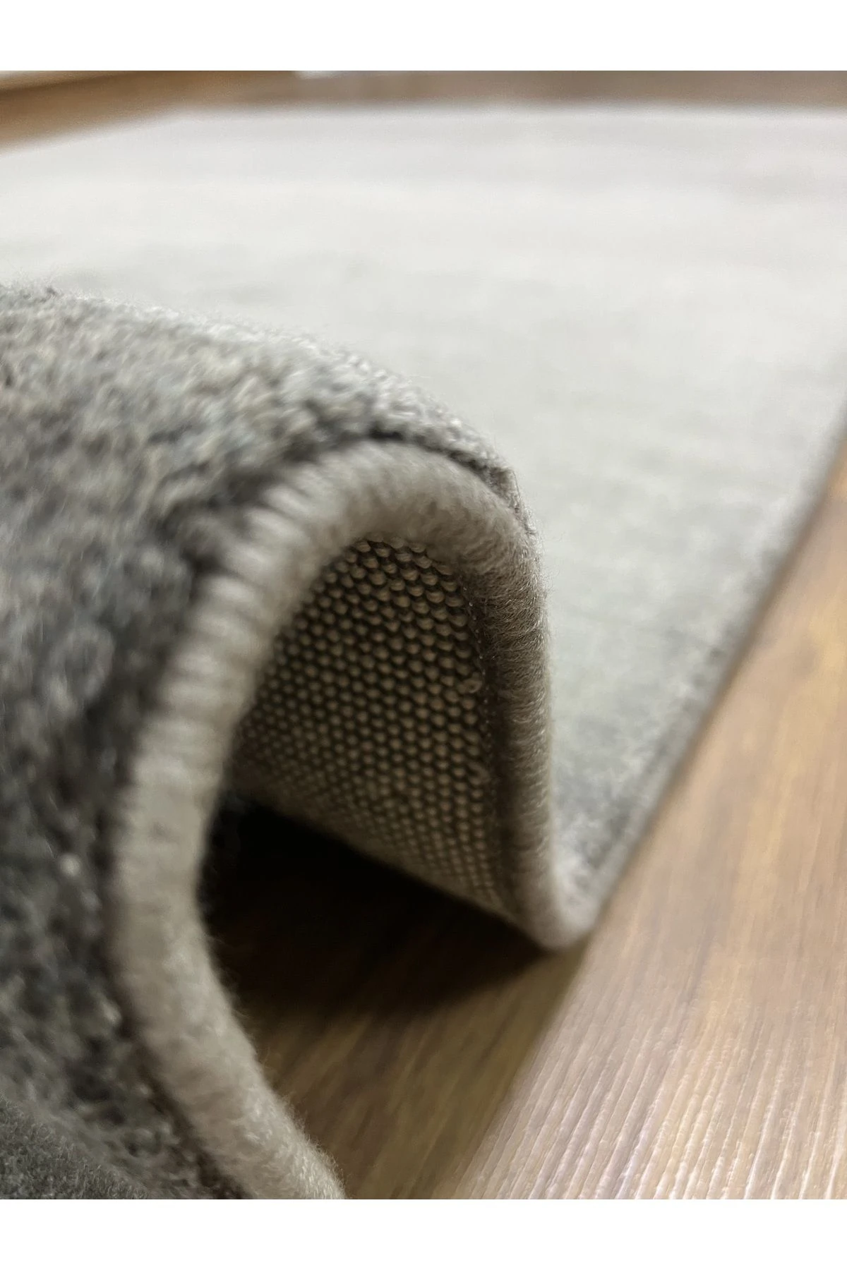 Antrasit Parlak Desensiz Natural Viskon Salon Halısı 160x230