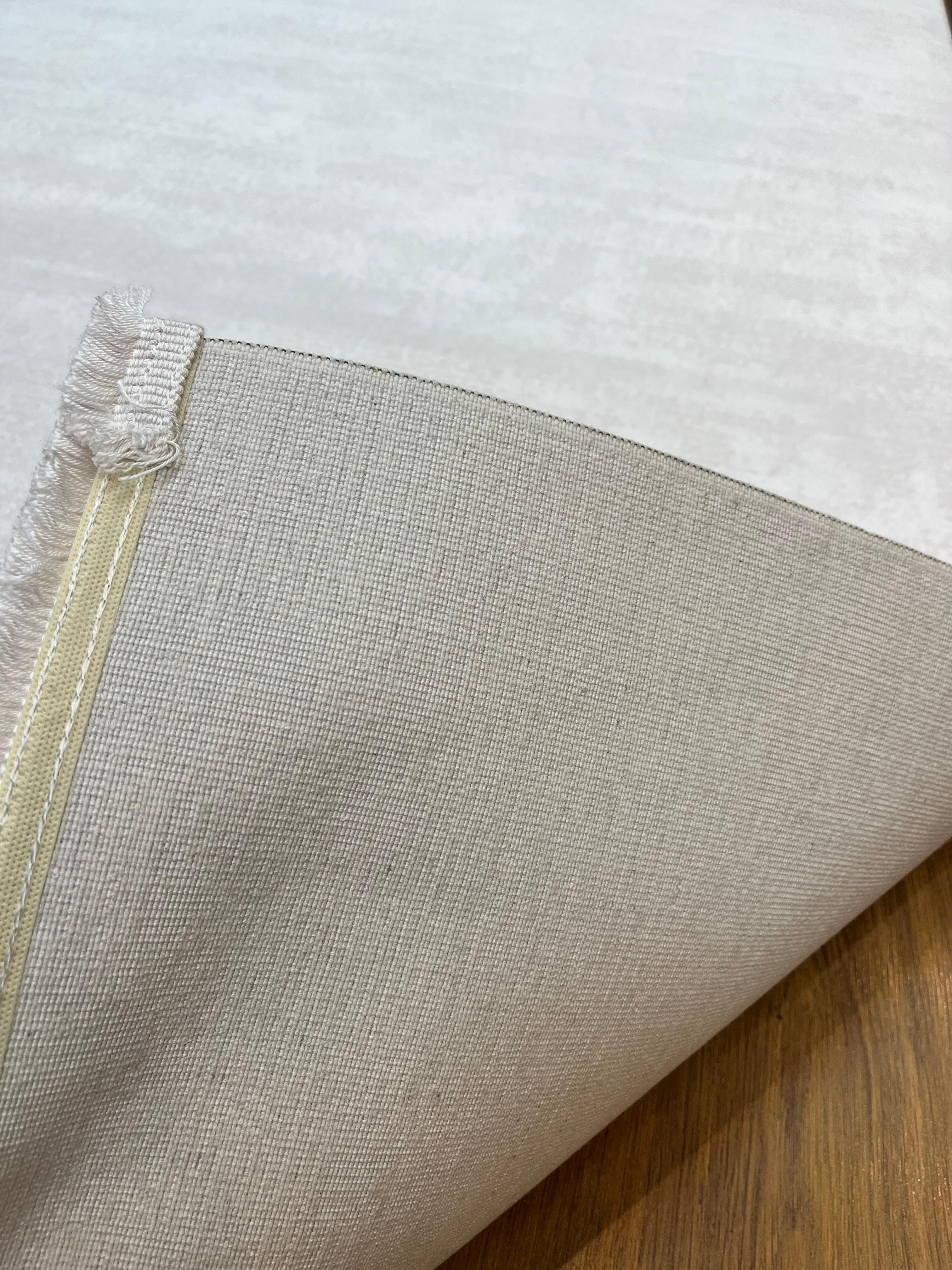 BUGO CONCEPT POLYESTER CREAM MAKİNA HALISI 160x230