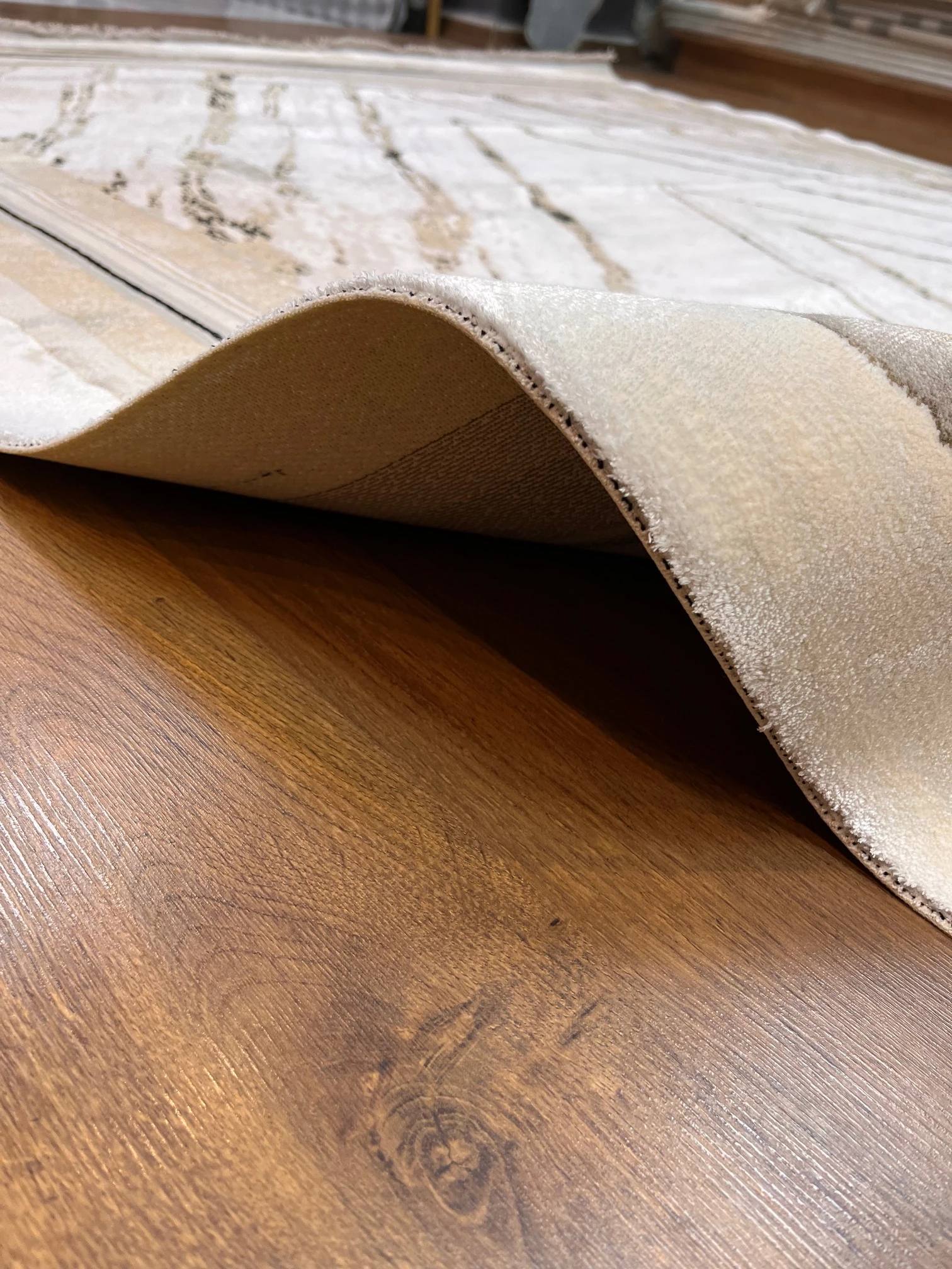 BUGO SAMPLE  VİZON CREAM PARLAK KALIN SALON HALISI 200x290