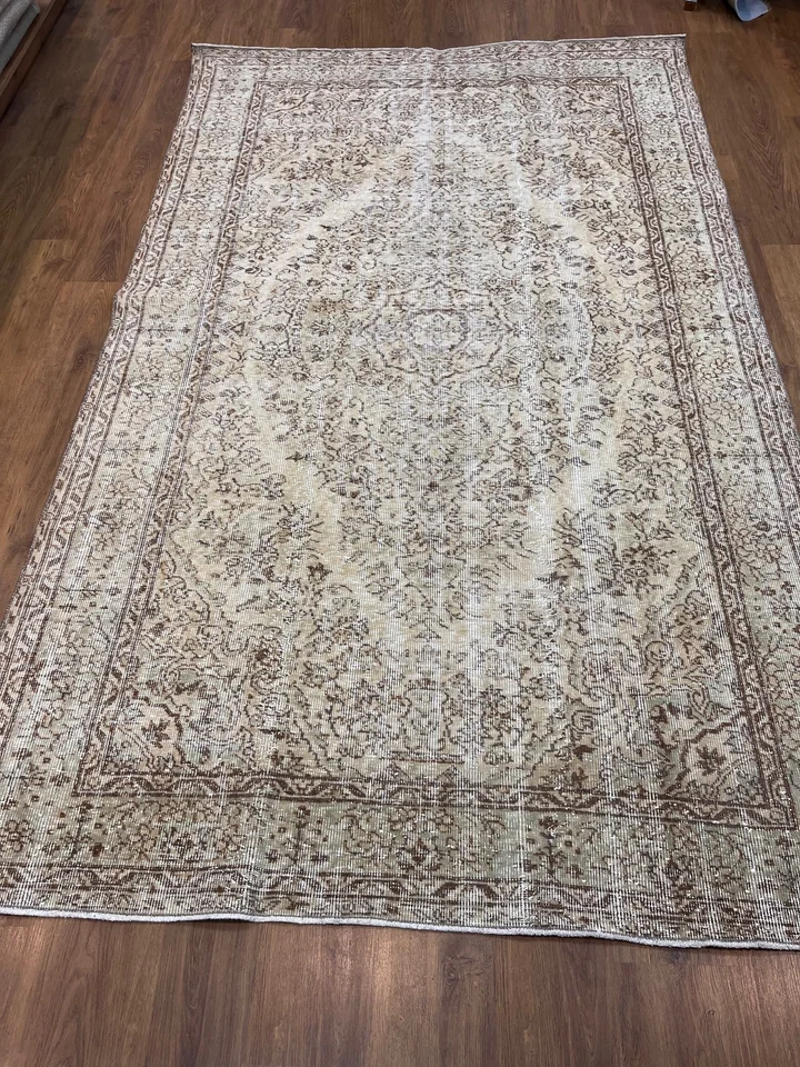 BUGO CONCEPT el dokuma vintage traşlanmış halı 173x284