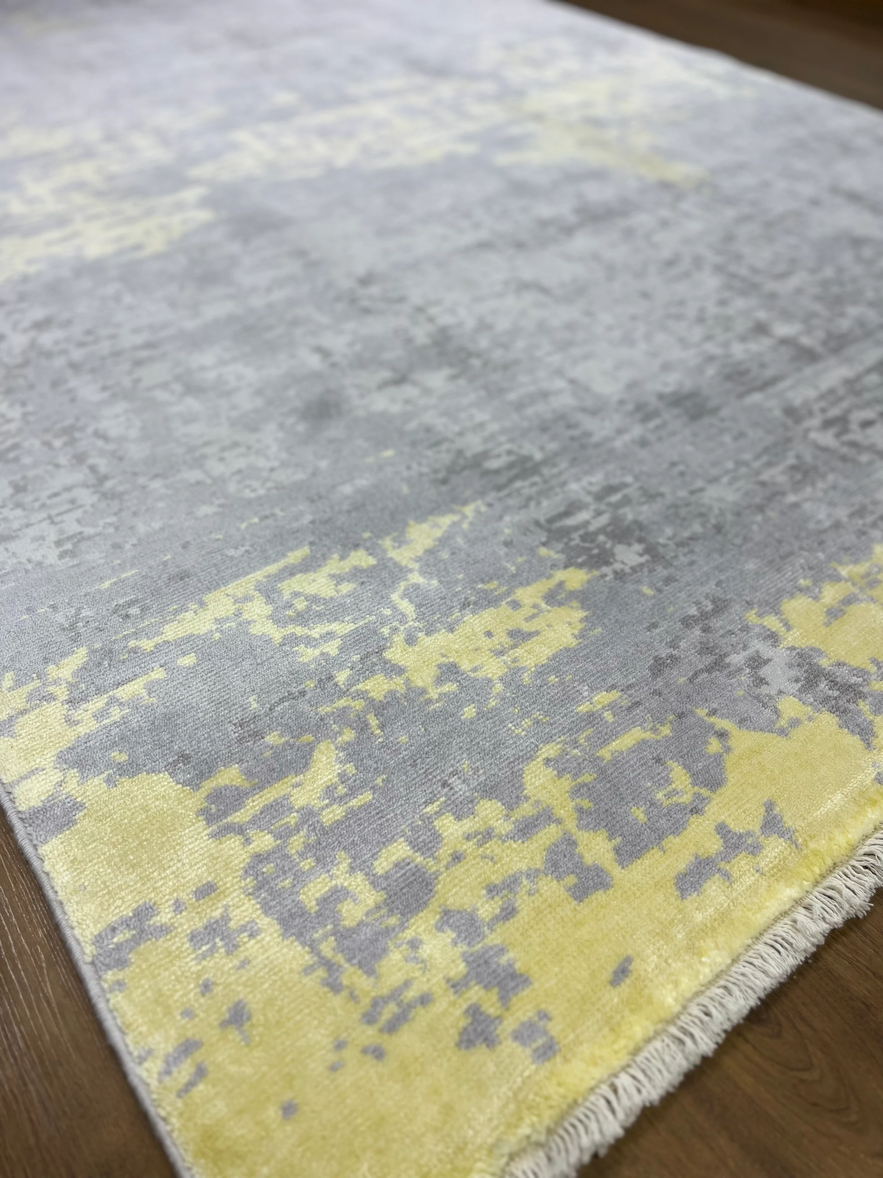 ÖZEL TEZGAH 01 YELLOW El Emeği ile Özel Tezgahlarda Üretilen Yün Viskon Salon Halısı 160X230