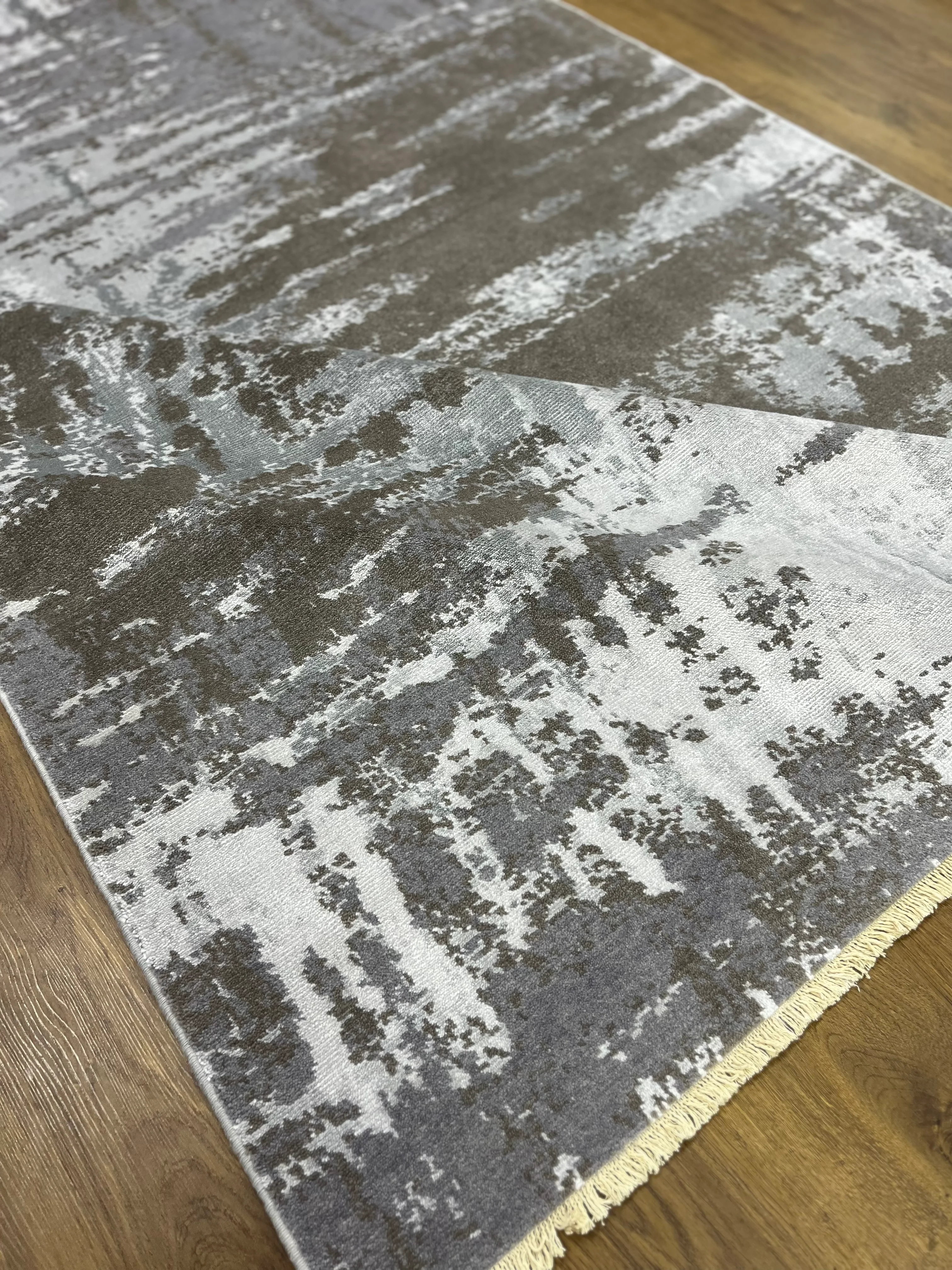 ÖZEL TEZGAH 08 GREY El Emeği ile Özel Tezgahlarda Üretilen Yün Viskon Salon Halısı 160X230