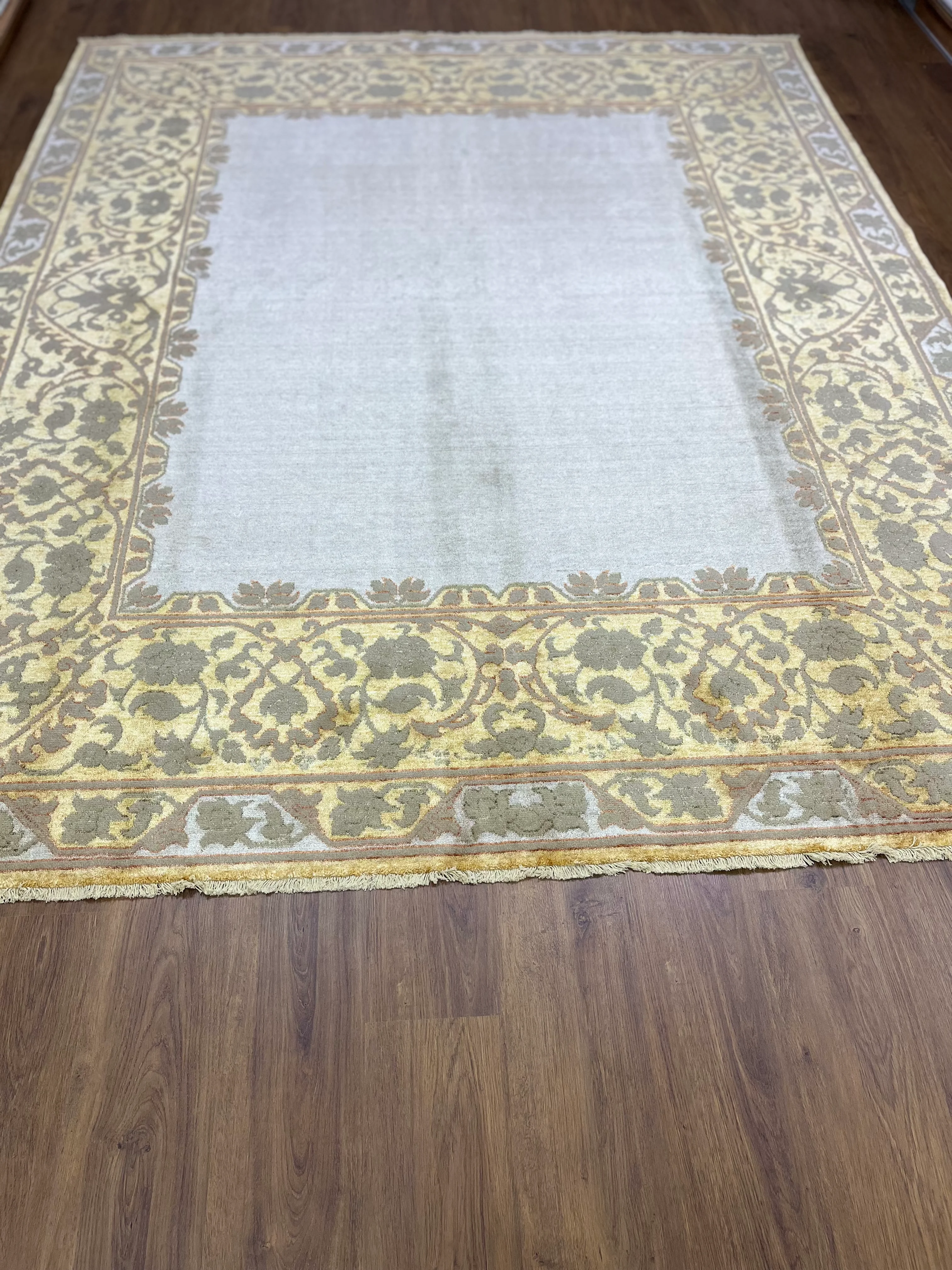 HERENCIA 02 ANTİK GOLD El Emeği ile Özel Tezgahlarda Üretilen Yün Viskon Salon Halısı 240x300 - 240 x 300