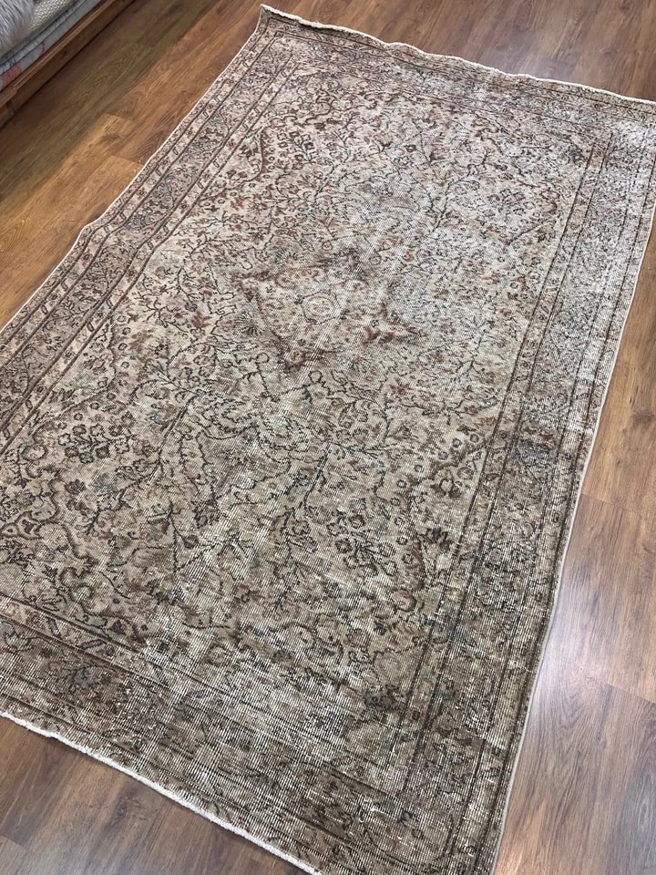 BUGO CONCEPT el dokuma traşlanmış vintage halı 166x265