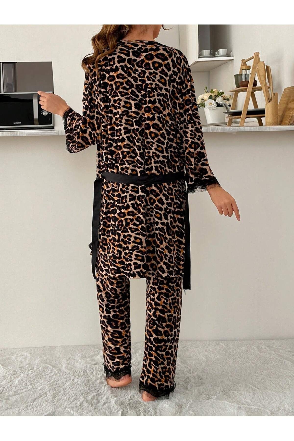 Dantel Detaylı Leopar Desenli 3’lü Gecelik-sabahlık Kadın Pijama Takımı Lmr002