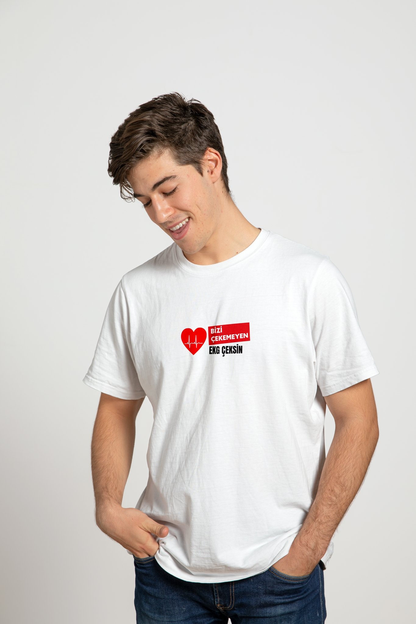 Bizi Çekemeyen EKG Çeksin | Deluxe T-Shirt