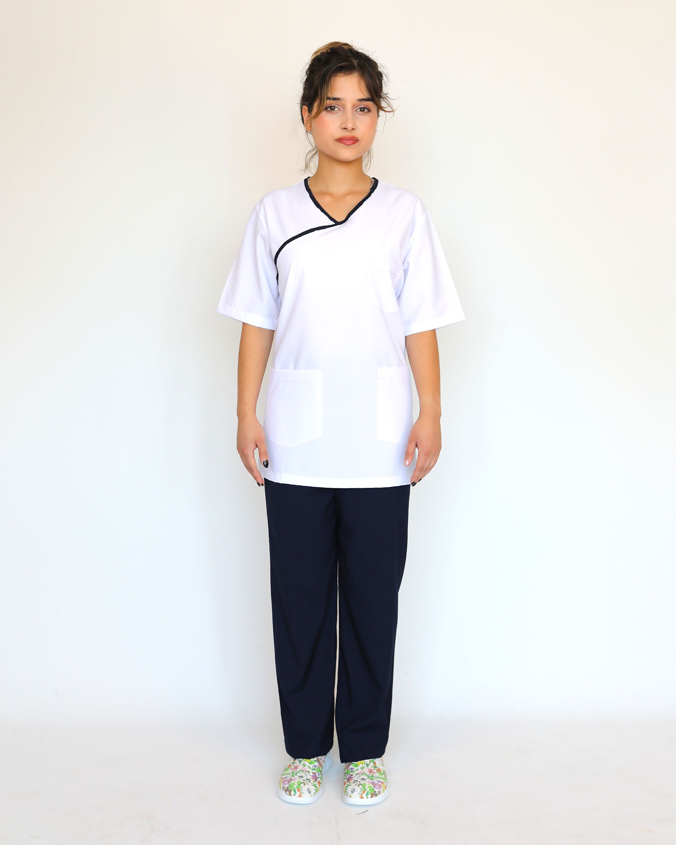 Kruvaze Y Yaka Alpaka (Kalın Kumaş) Scrubs Takımı