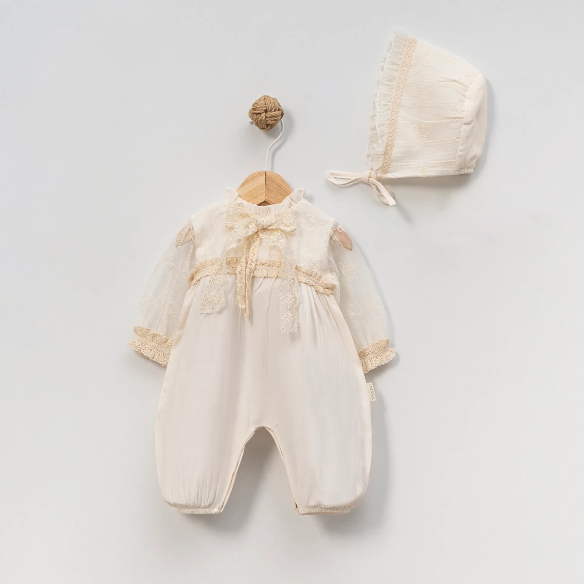 Veronica Dantelli Özel Tasarım Kız Bebek Müslin ve Dantel Kumaş Tulum