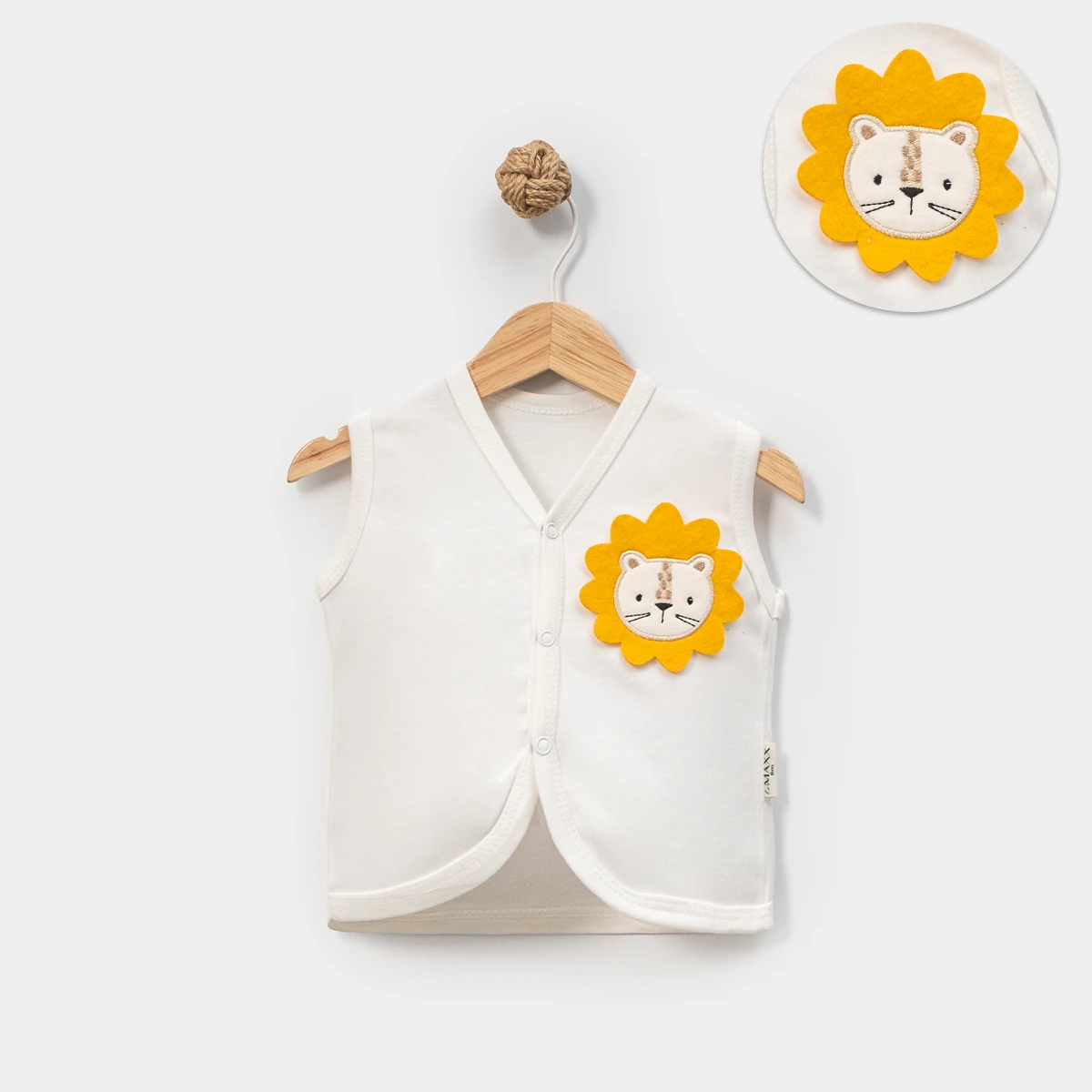 Lion Erkek Bebek 6-9-12-18-24 Ay Aslan Yeleli Yelek - Ekru