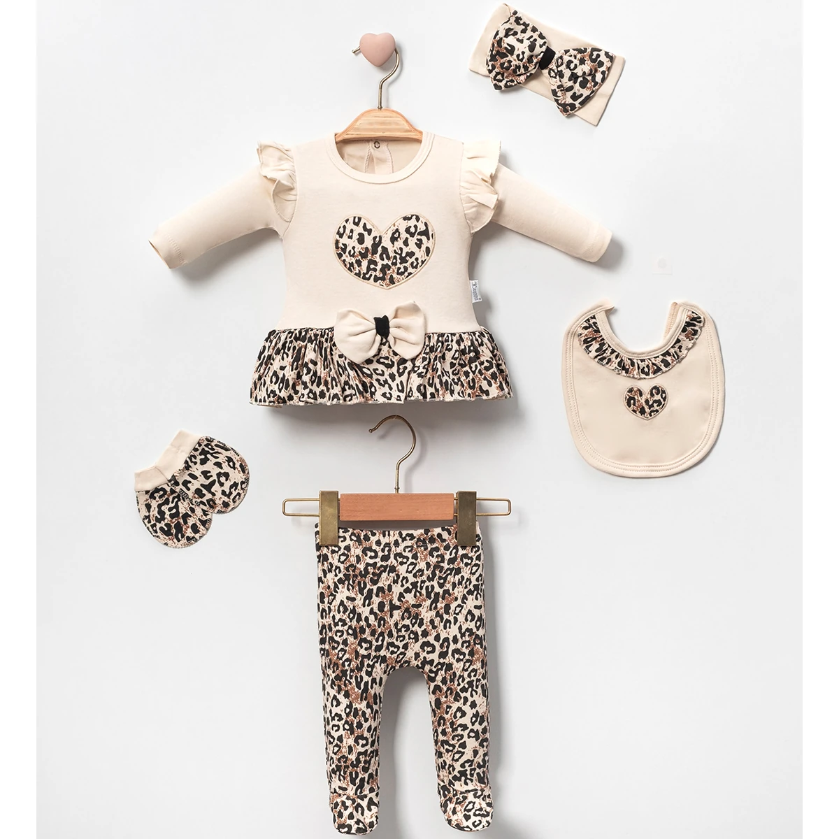 Parla Yenidoğan 0-3 Ay Kız Bebek 5'li Hastane Çıkış Seti