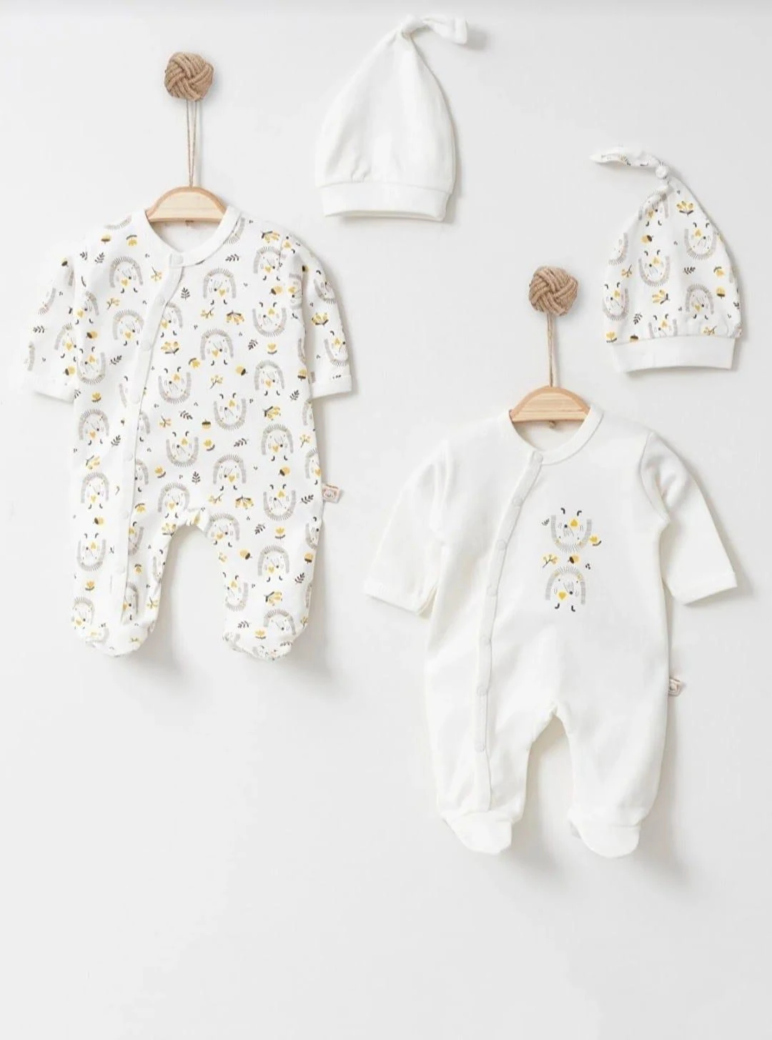 Kirpi Desenli Pamuklu Kız ve Erkek Bebek Yenidoğan 4'lü Tulum Seti - Ekru