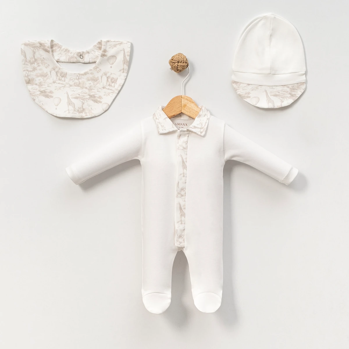 Tera Pamuklu Özel Tasarım Erkek Bebek Tulum ve Şapka Seti