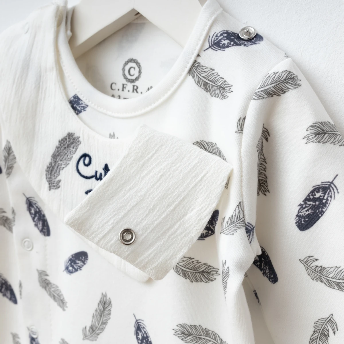 Lars Erkek Bebek Penye Önlüklü Çıtçıtlı Tulum