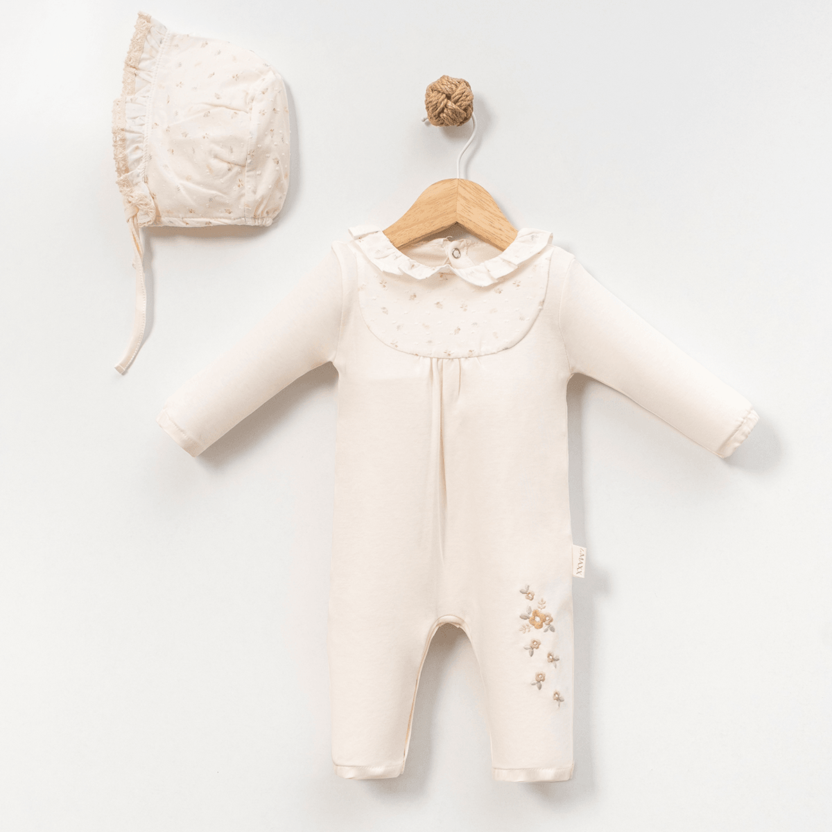 Kız Bebek 3-6-9 Ay Çiçek Detaylı Fırfır Yakalı Tulum - Somon